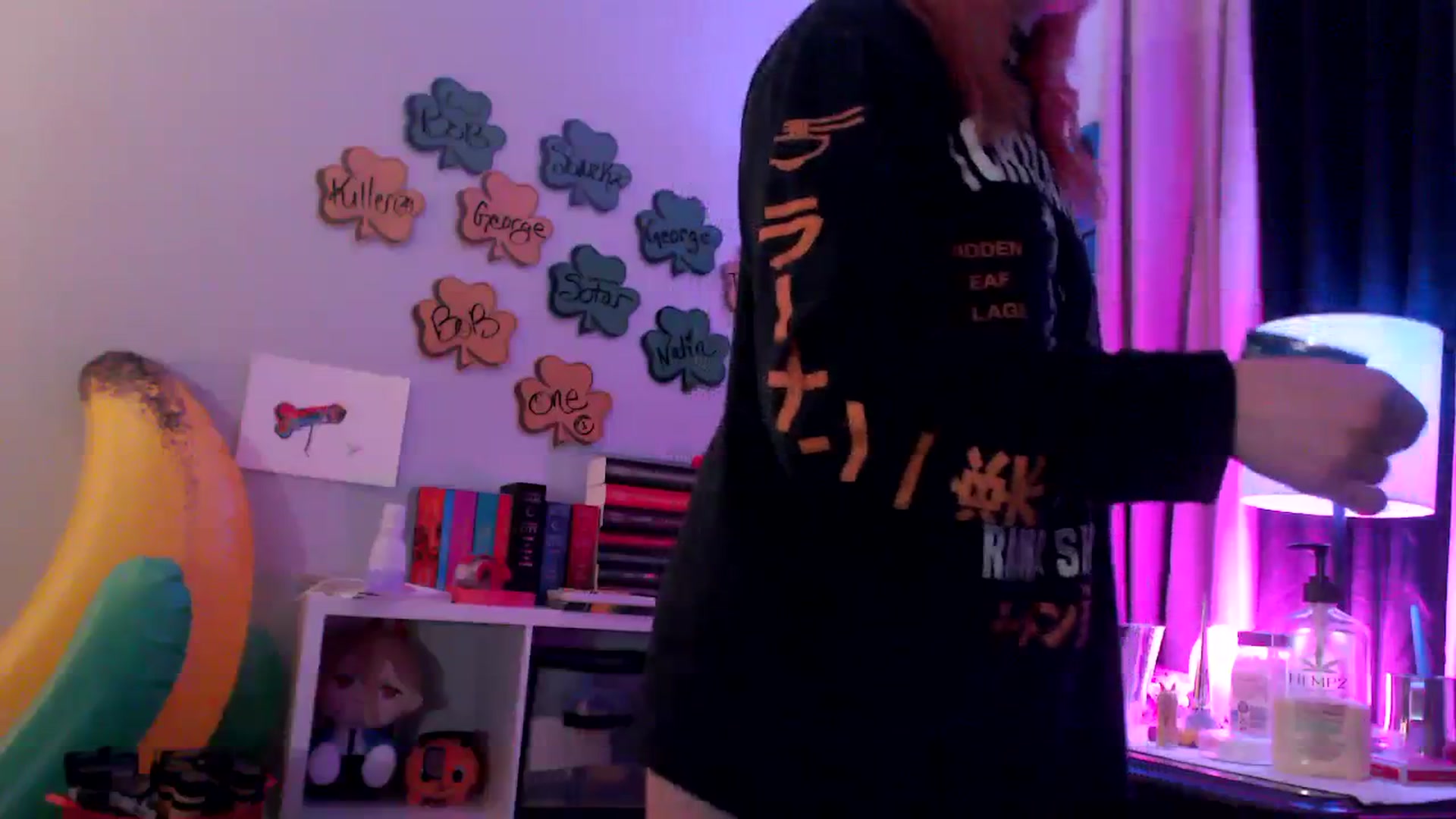 Gallery image thumbnail from EmmyLove's myfreecams stream on, 03/21/2024, 06:12 image 7 of 20