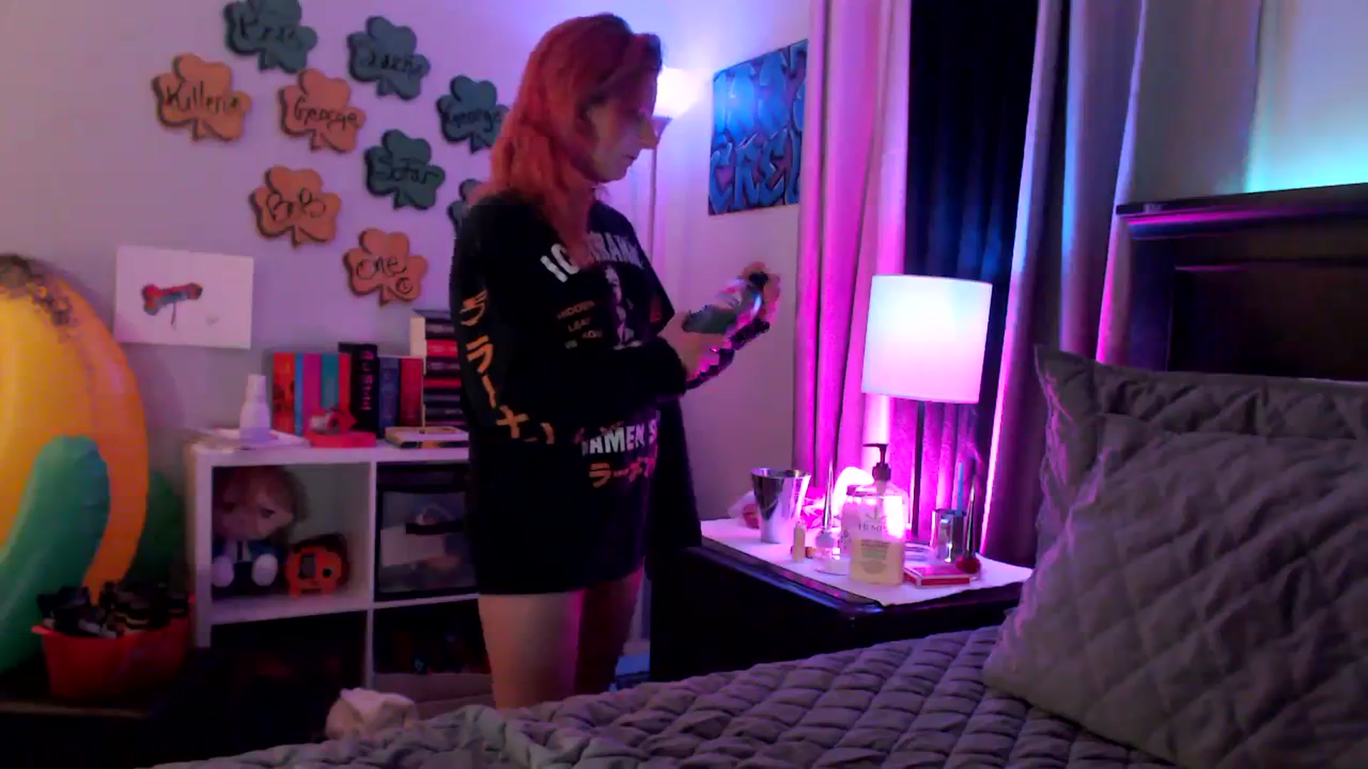 Gallery image thumbnail from EmmyLove's myfreecams stream on, 03/21/2024, 06:12 image 5 of 20