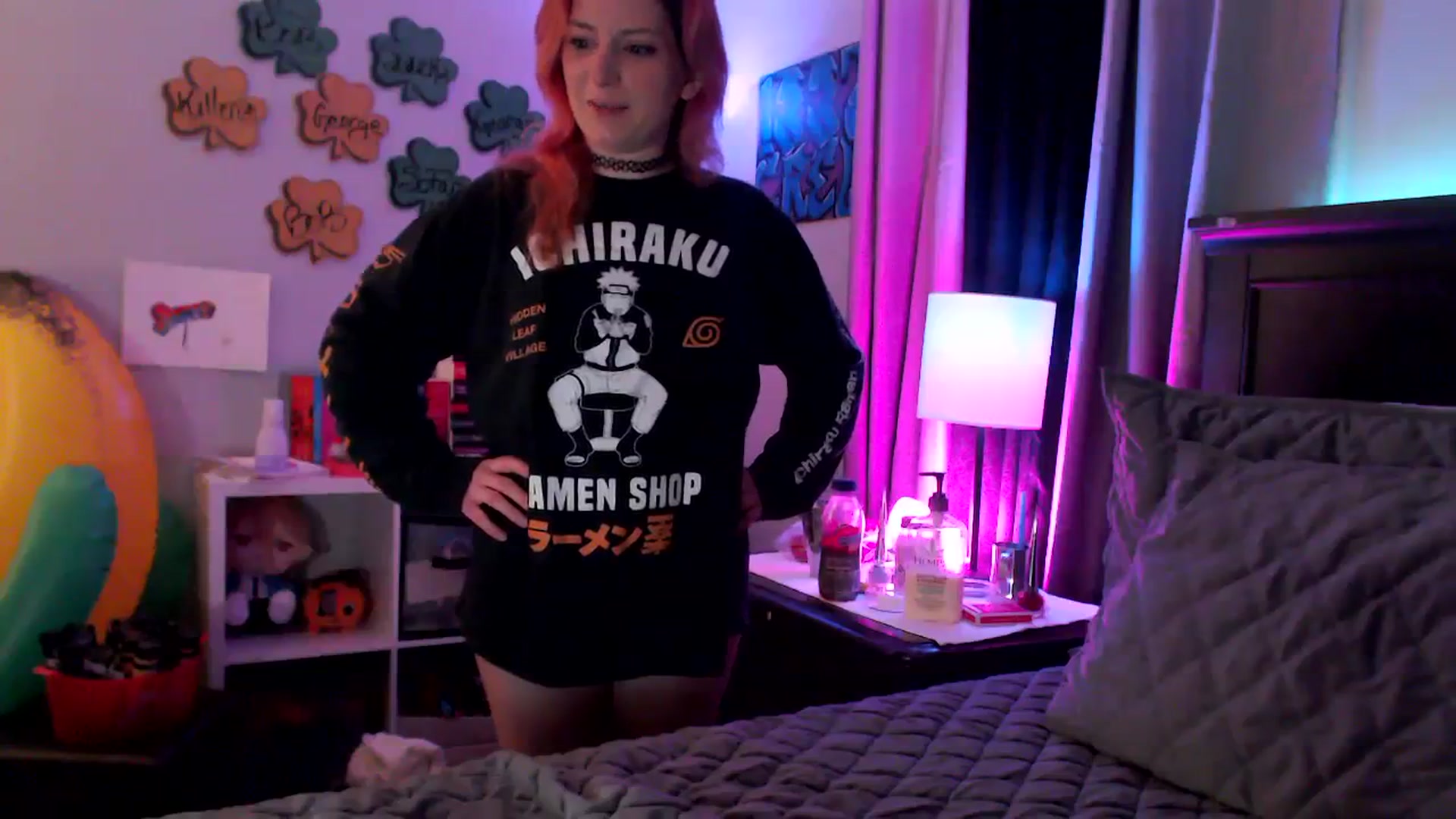Gallery image thumbnail from EmmyLove's myfreecams stream on, 03/21/2024, 06:12 image 3 of 20