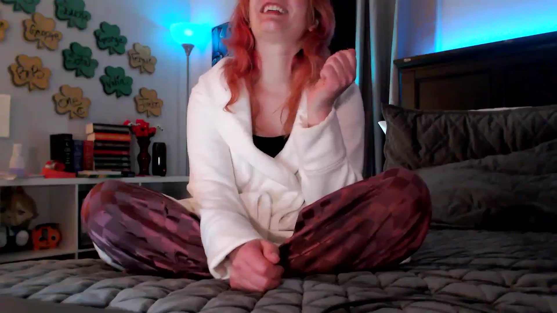 Gallery image thumbnail from EmmyLove's myfreecams stream on, 03/27/2024, 06:12 image 9 of 20