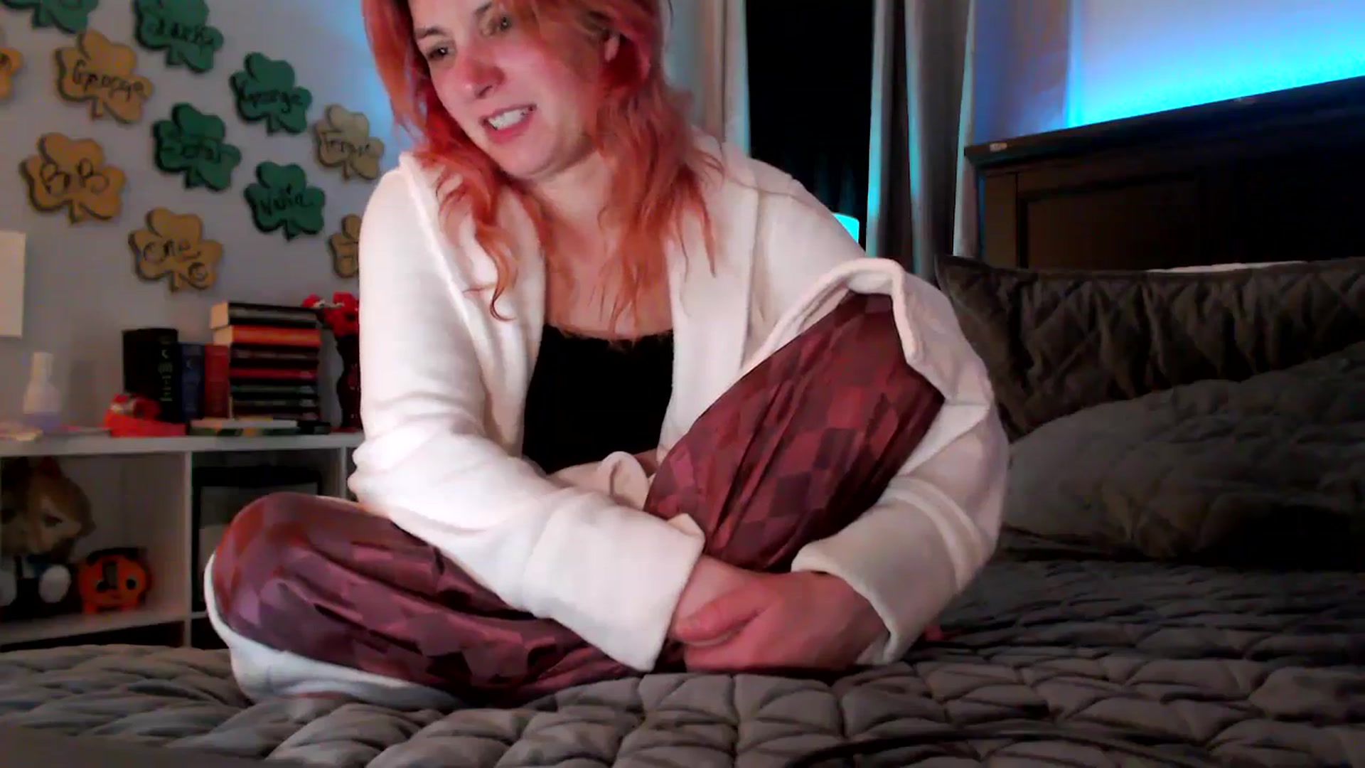 Gallery image thumbnail from EmmyLove's myfreecams stream on, 03/27/2024, 06:12 image 6 of 20