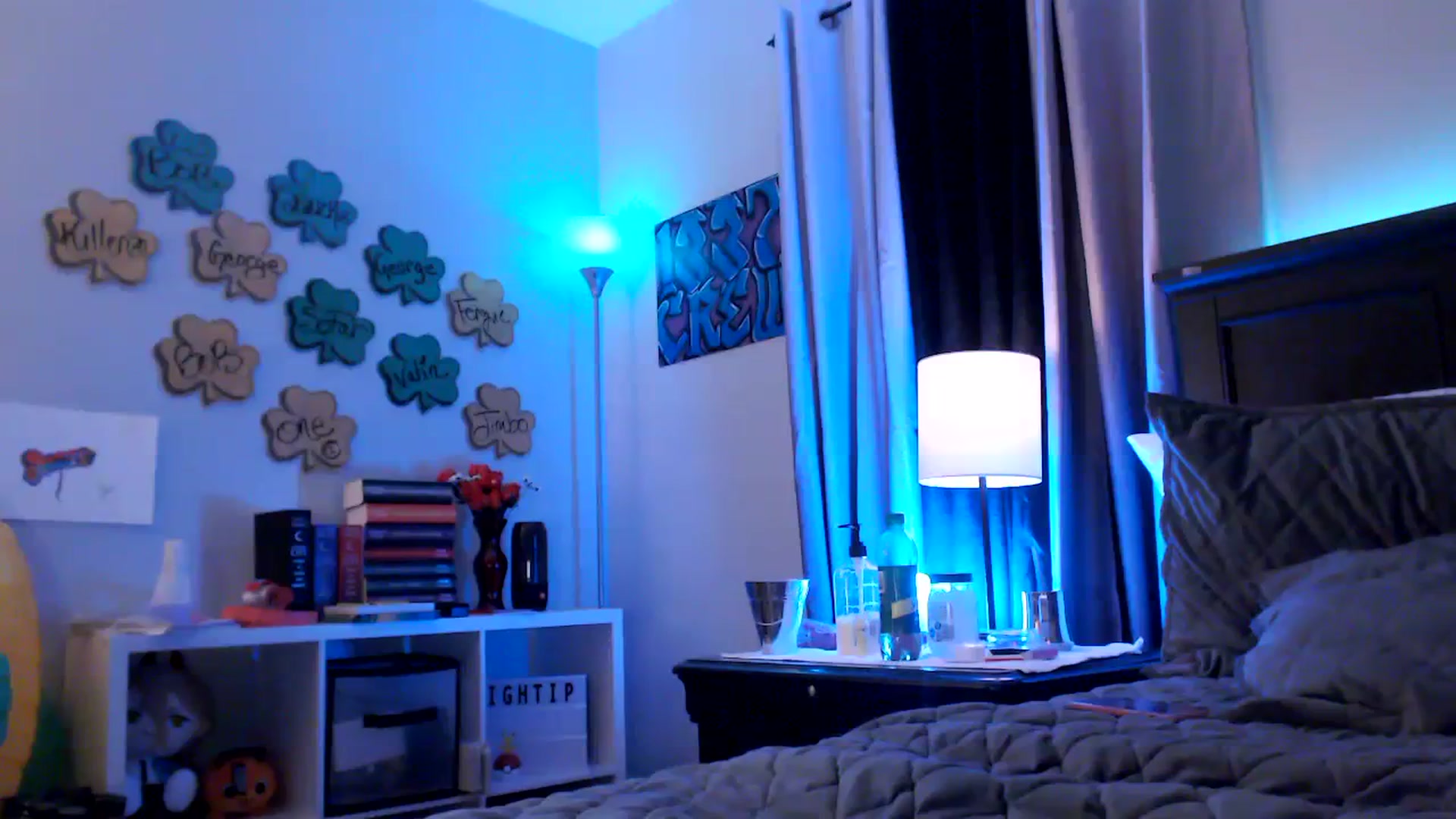 Gallery image thumbnail from EmmyLove's myfreecams stream on, 03/29/2024, 05:20 image 3 of 20