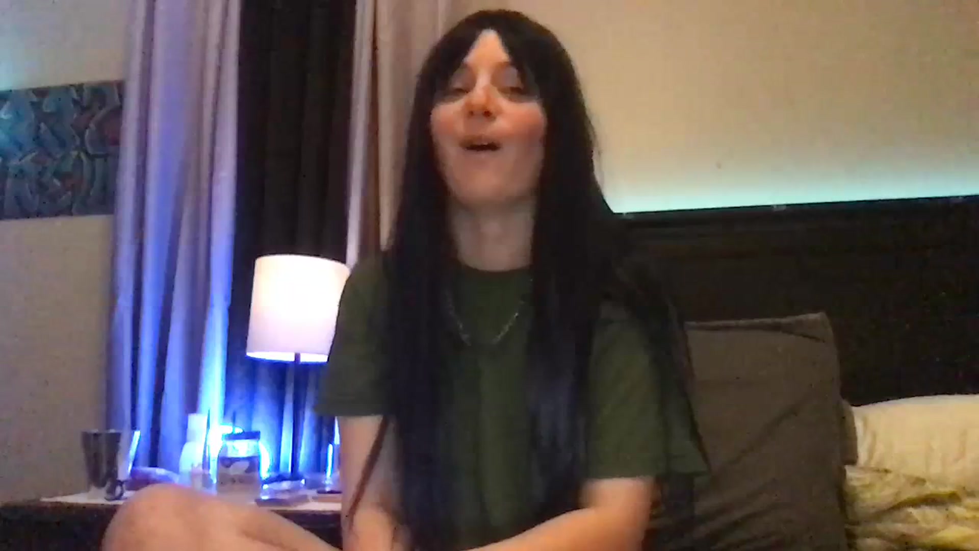 Gallery image thumbnail from EmmyLove's myfreecams stream on, 04/04/2024, 06:39 image 10 of 20
