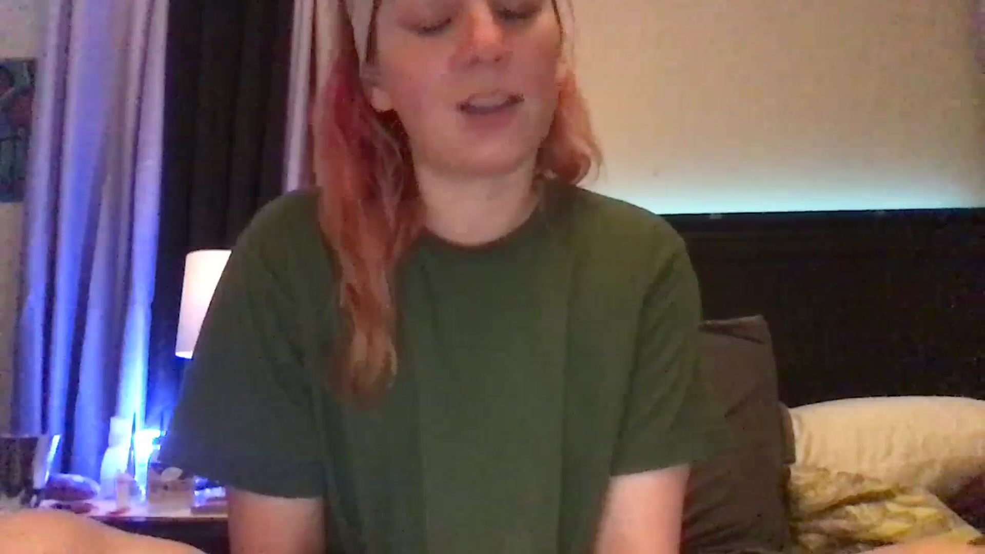 Gallery image thumbnail from EmmyLove's myfreecams stream on, 04/04/2024, 06:39 image 19 of 20