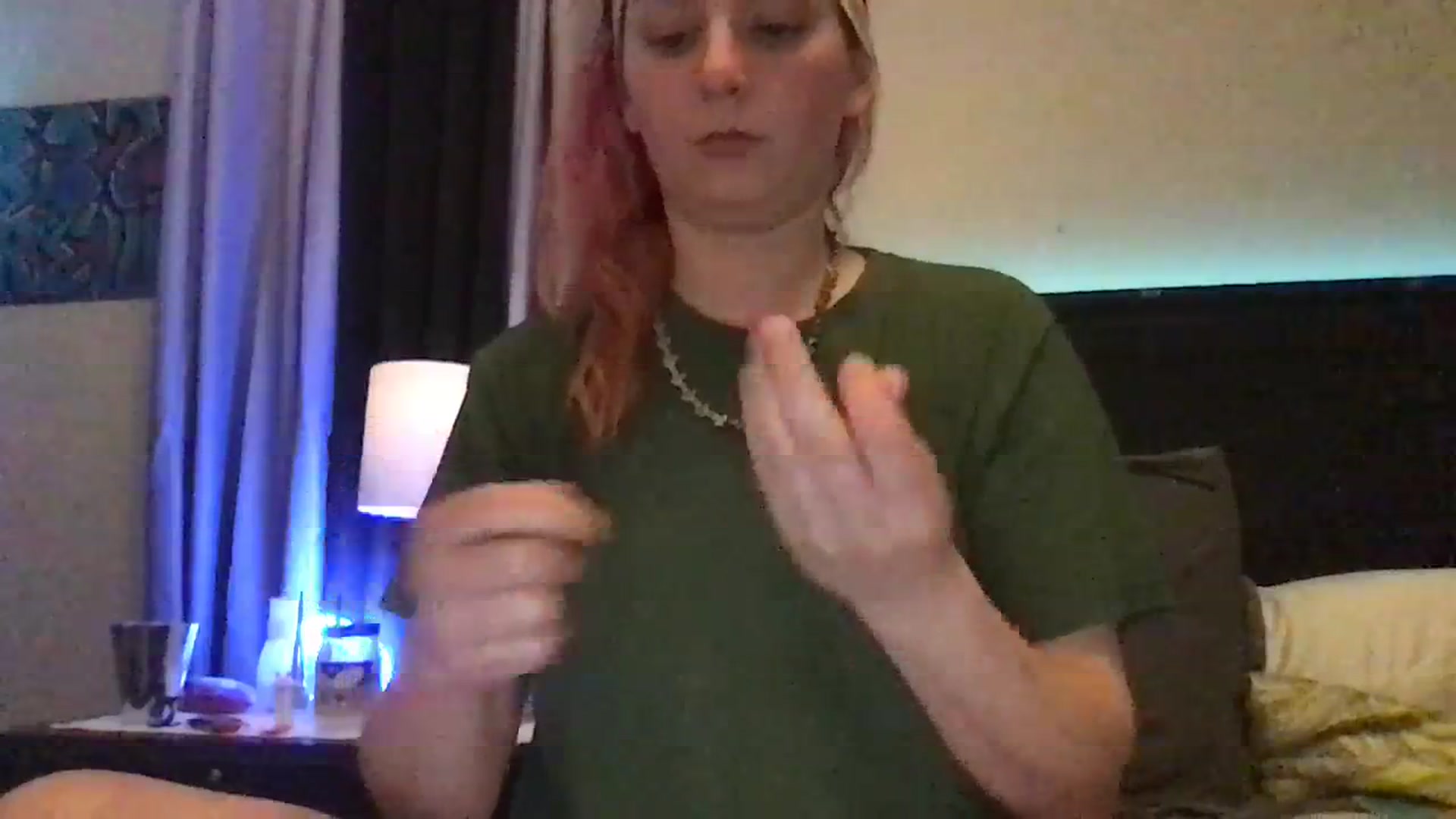 Gallery image thumbnail from EmmyLove's myfreecams stream on, 04/04/2024, 06:39 image 14 of 20