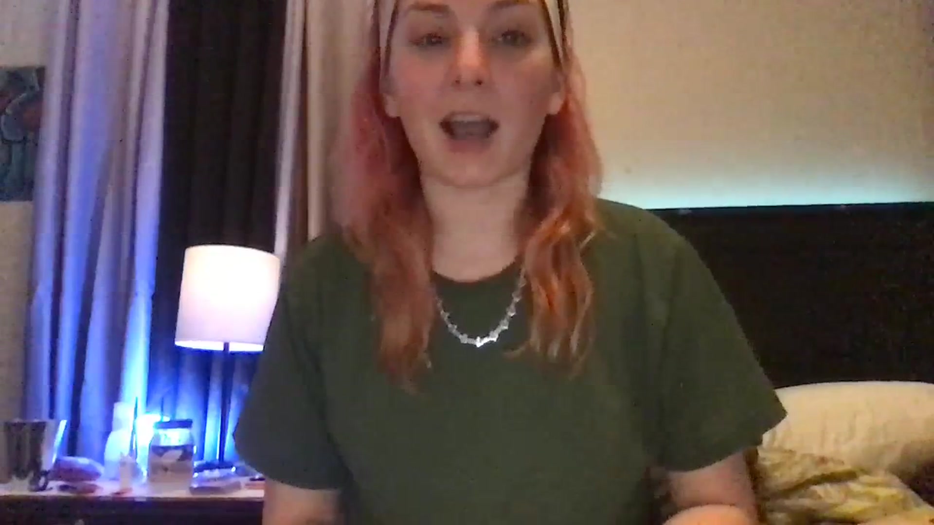 Gallery image thumbnail from EmmyLove's myfreecams stream on, 04/04/2024, 06:39 image 18 of 20