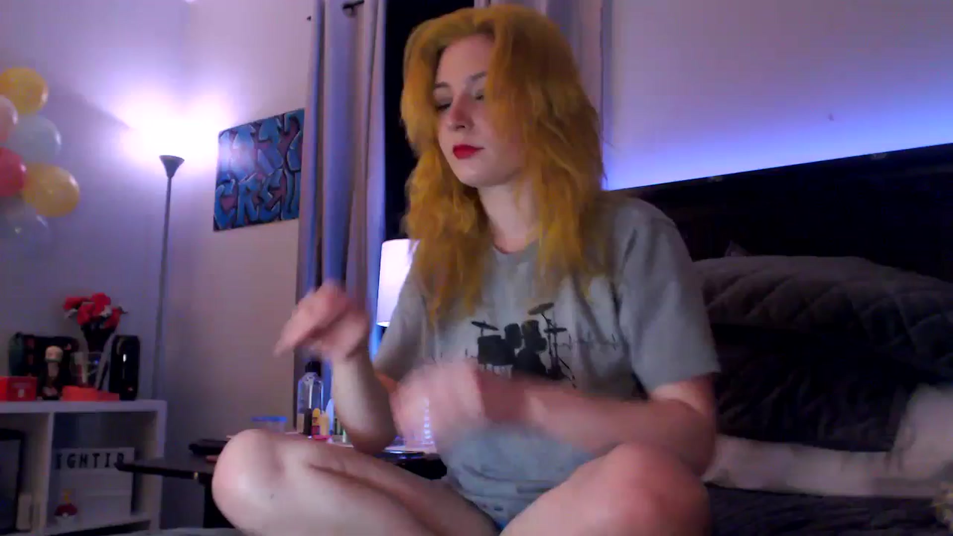 Gallery image thumbnail from EmmyLove's myfreecams stream on, 04/08/2024, 06:19 image 6 of 20