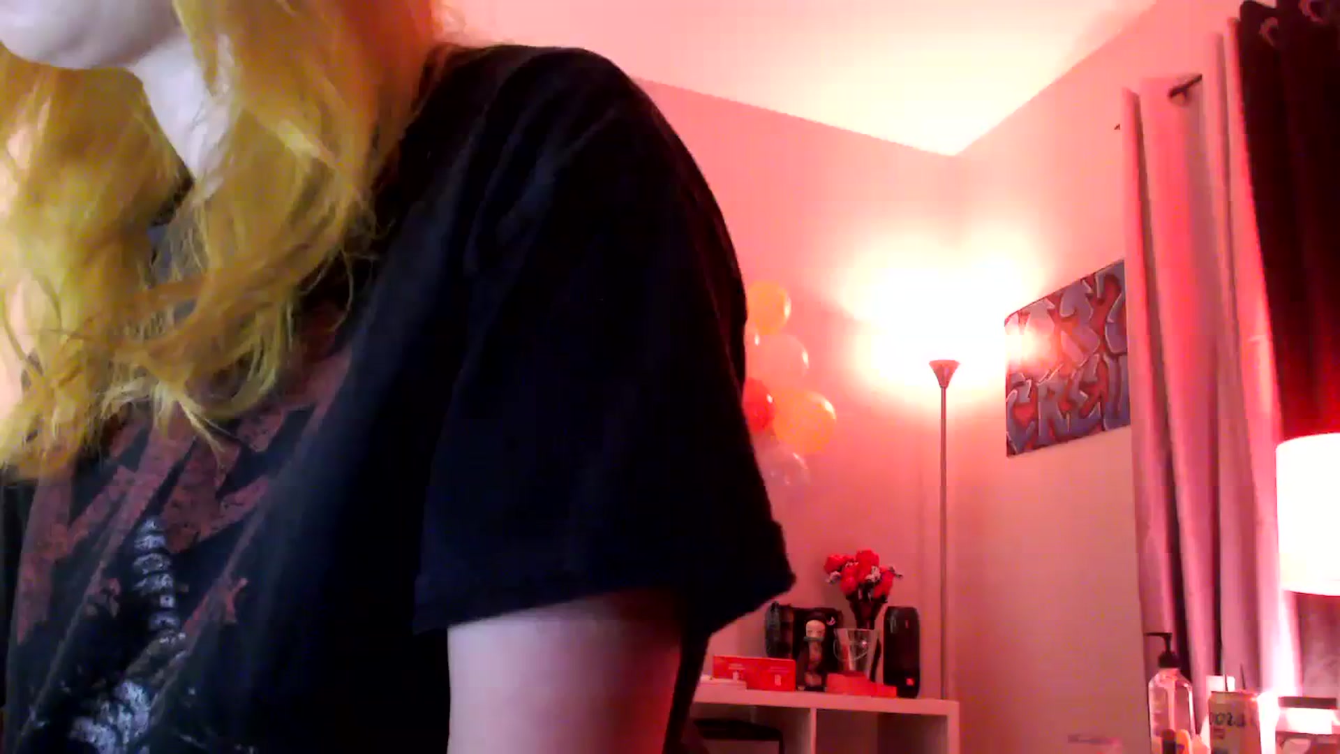 Gallery image thumbnail from EmmyLove's myfreecams stream on, 04/09/2024, 06:39 image 1 of 20