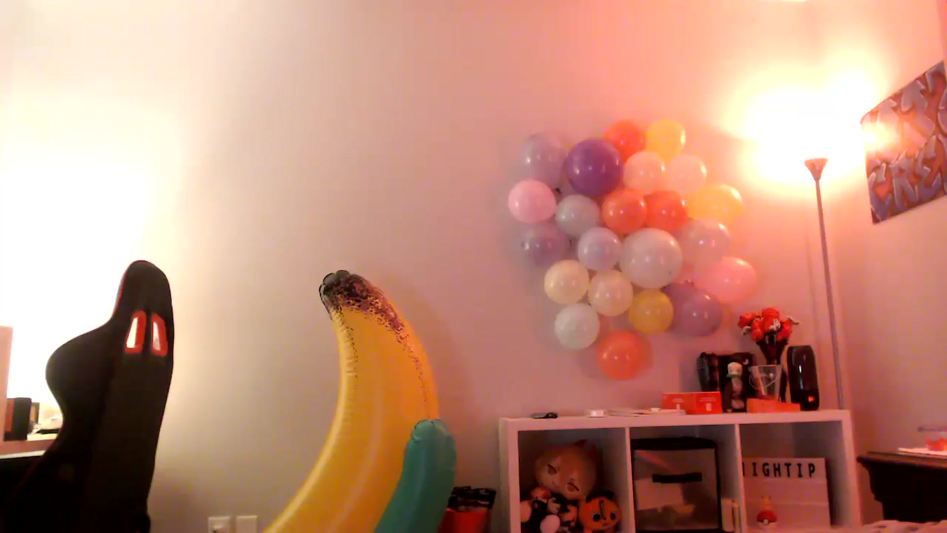 Gallery image thumbnail from EmmyLove's myfreecams stream on, 04/09/2024, 07:08 image 6 of 20
