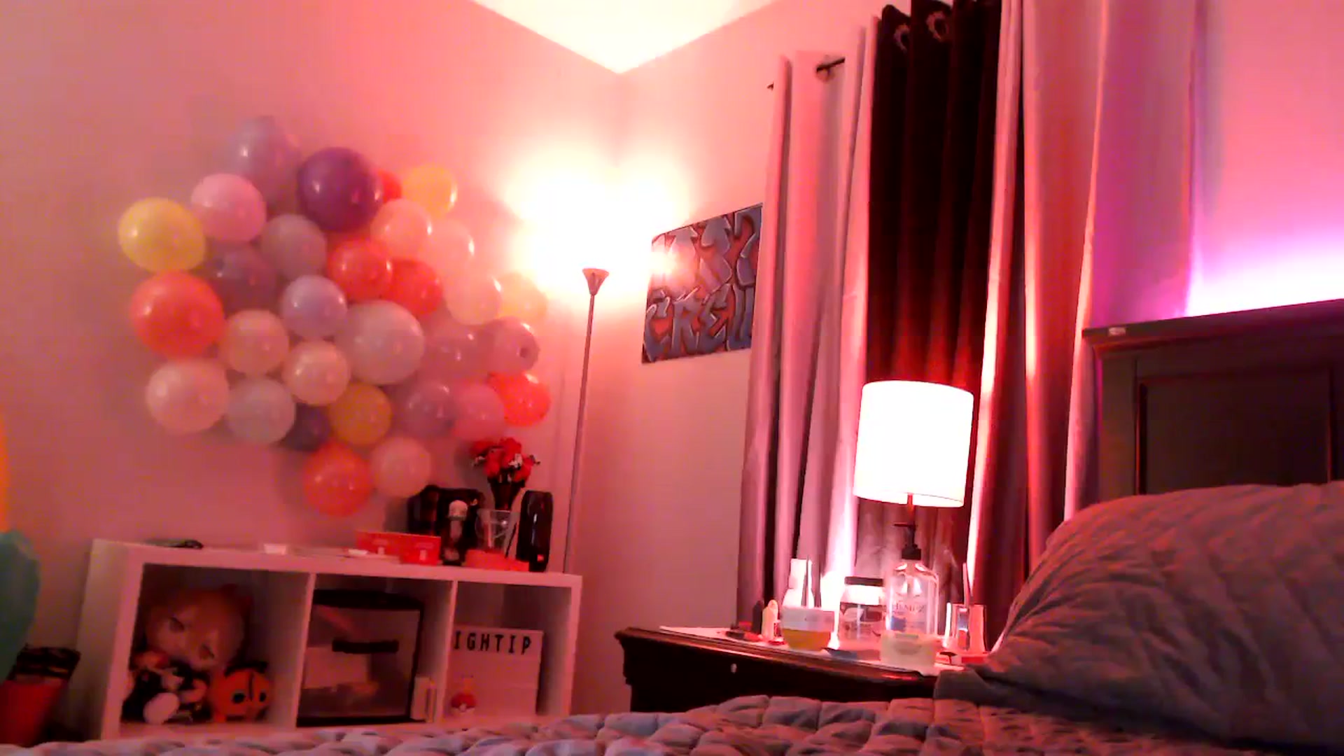 Gallery image thumbnail from EmmyLove's myfreecams stream on, 04/11/2024, 06:11 image 8 of 20