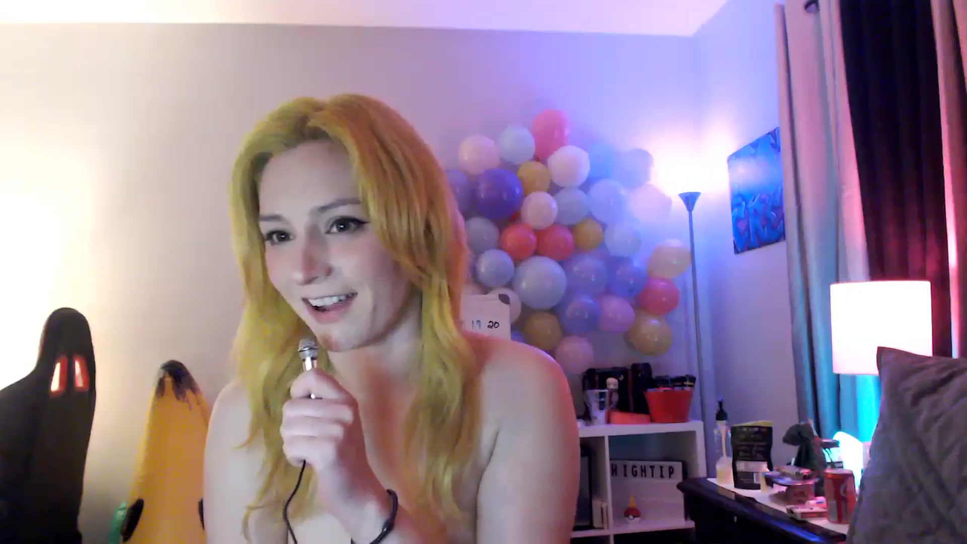 Gallery image thumbnail from EmmyLove's myfreecams stream on, 04/19/2024, 06:09 image 20 of 20