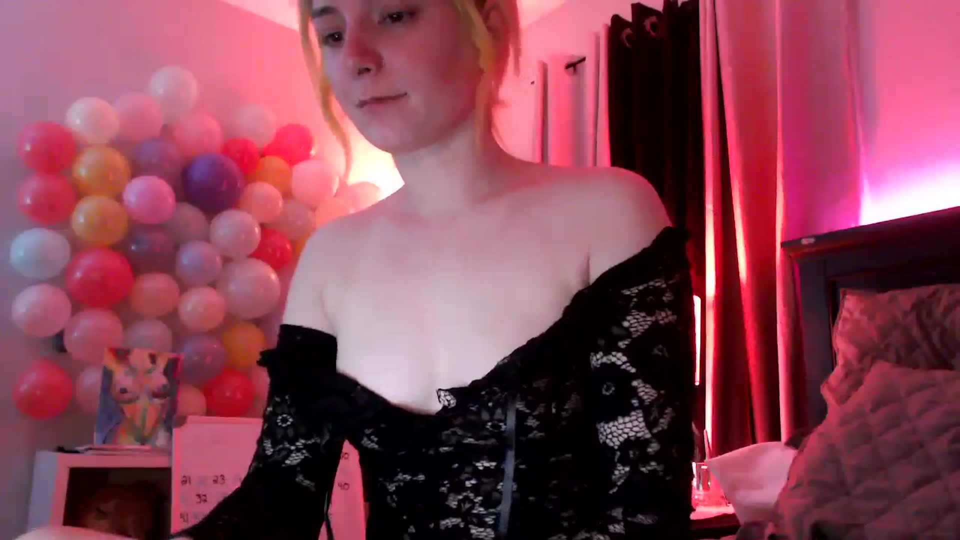 Gallery image thumbnail from EmmyLove's myfreecams stream on, 04/28/2024, 05:55 image 18 of 20