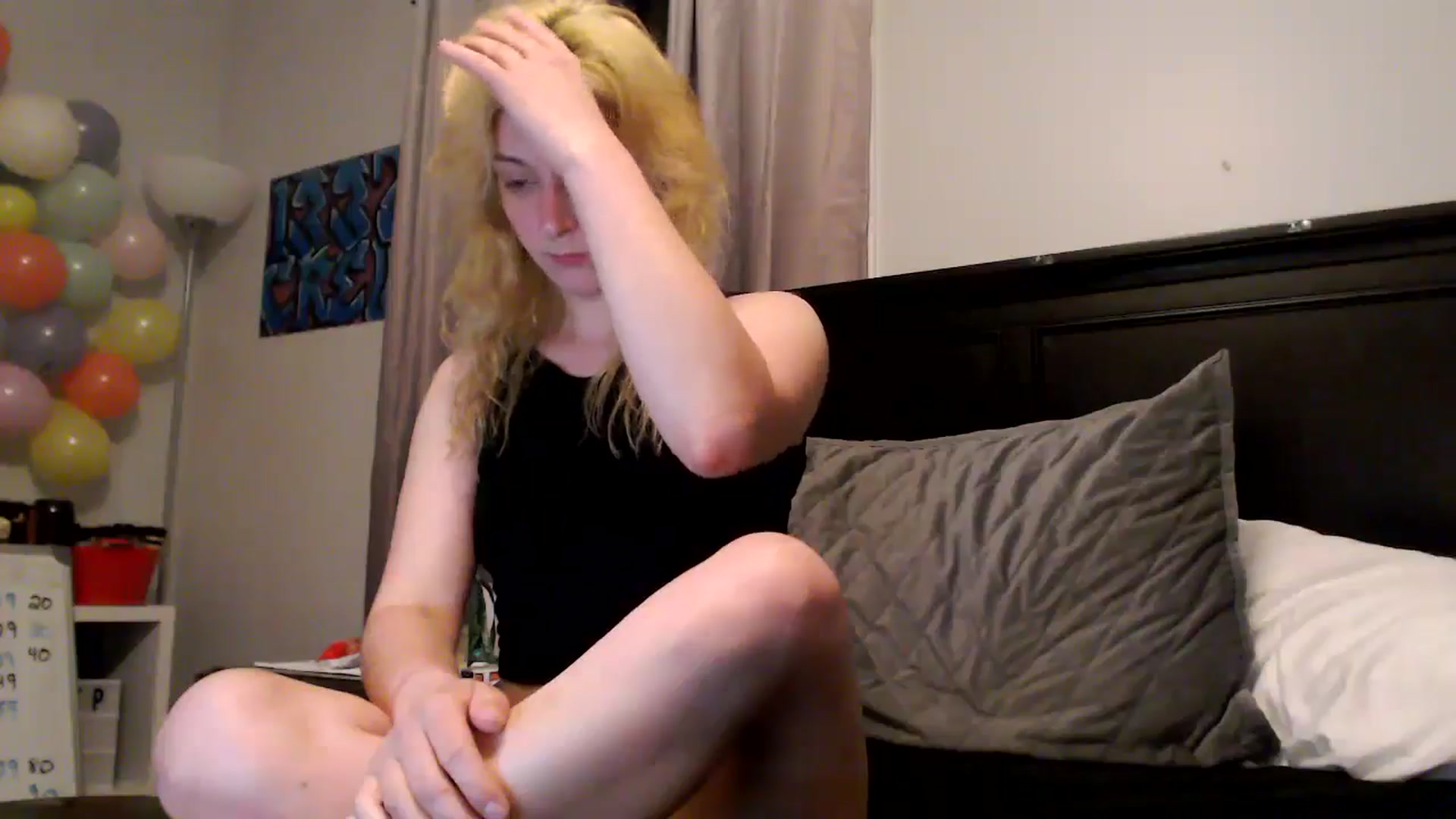 Gallery image thumbnail from EmmyLove's myfreecams stream on, 05/04/2024, 06:33 image 7 of 20