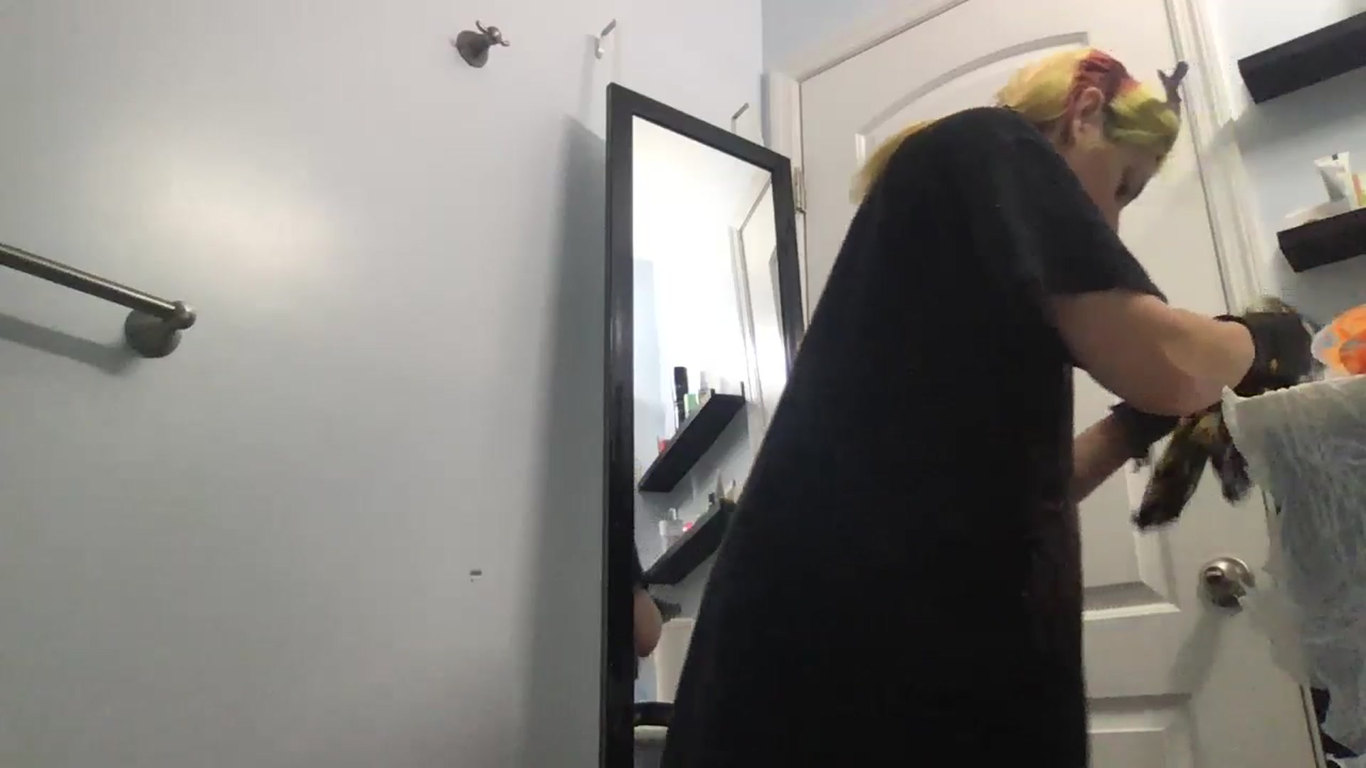 Gallery image thumbnail from EmmyLove's myfreecams stream on, 05/09/2024, 06:30 image 13 of 20