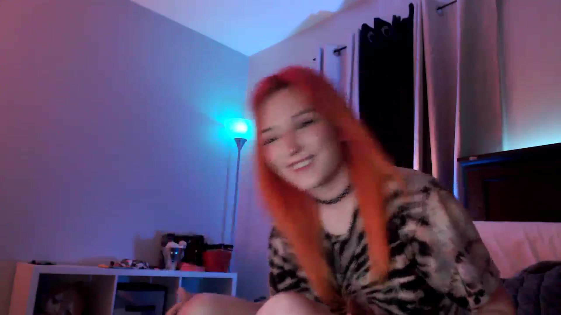 Gallery image thumbnail from EmmyLove's myfreecams stream on, 05/10/2024, 04:23 image 4 of 20