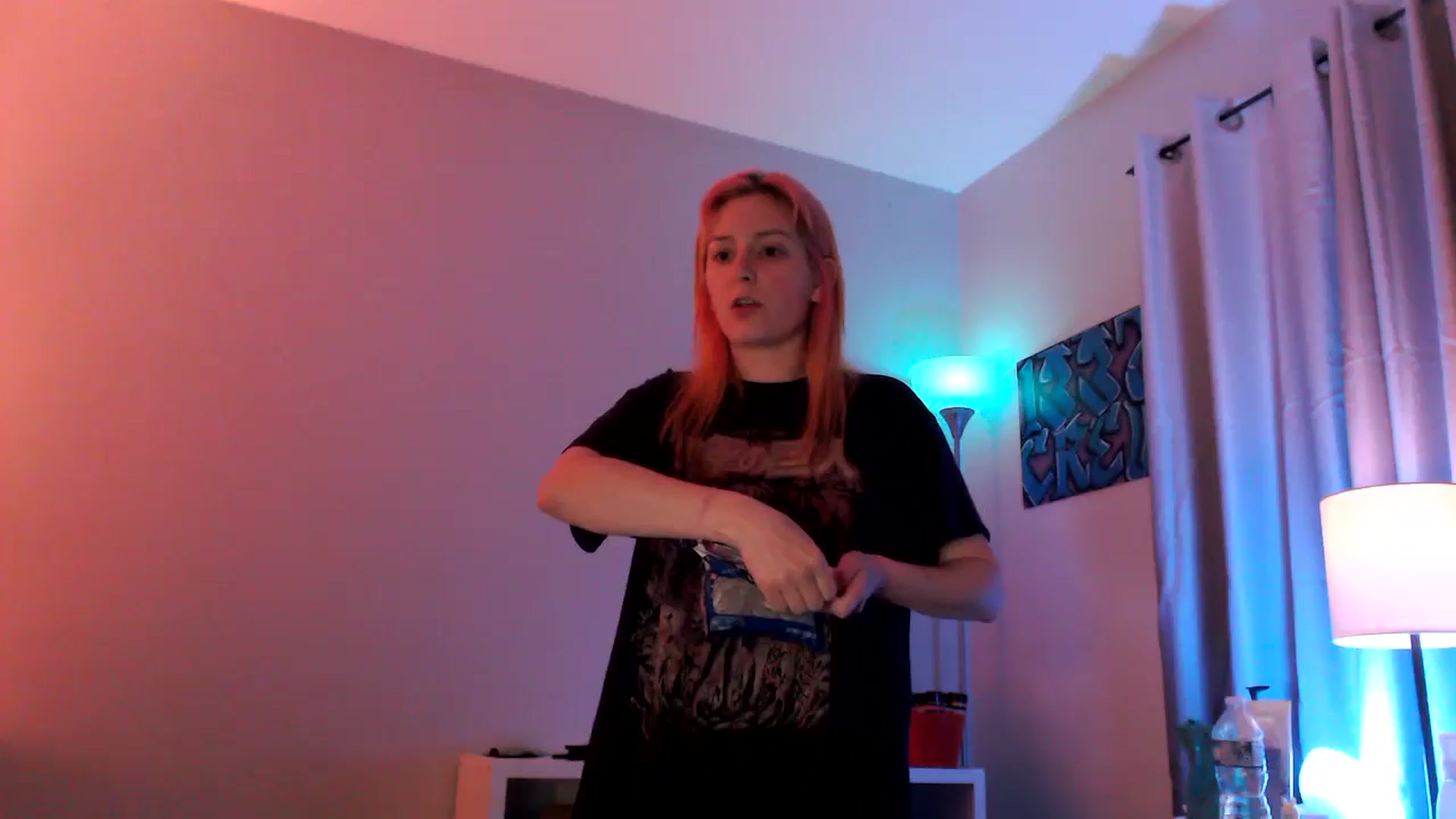 Gallery image thumbnail from EmmyLove's myfreecams stream on, 05/17/2024, 07:17 image 15 of 20
