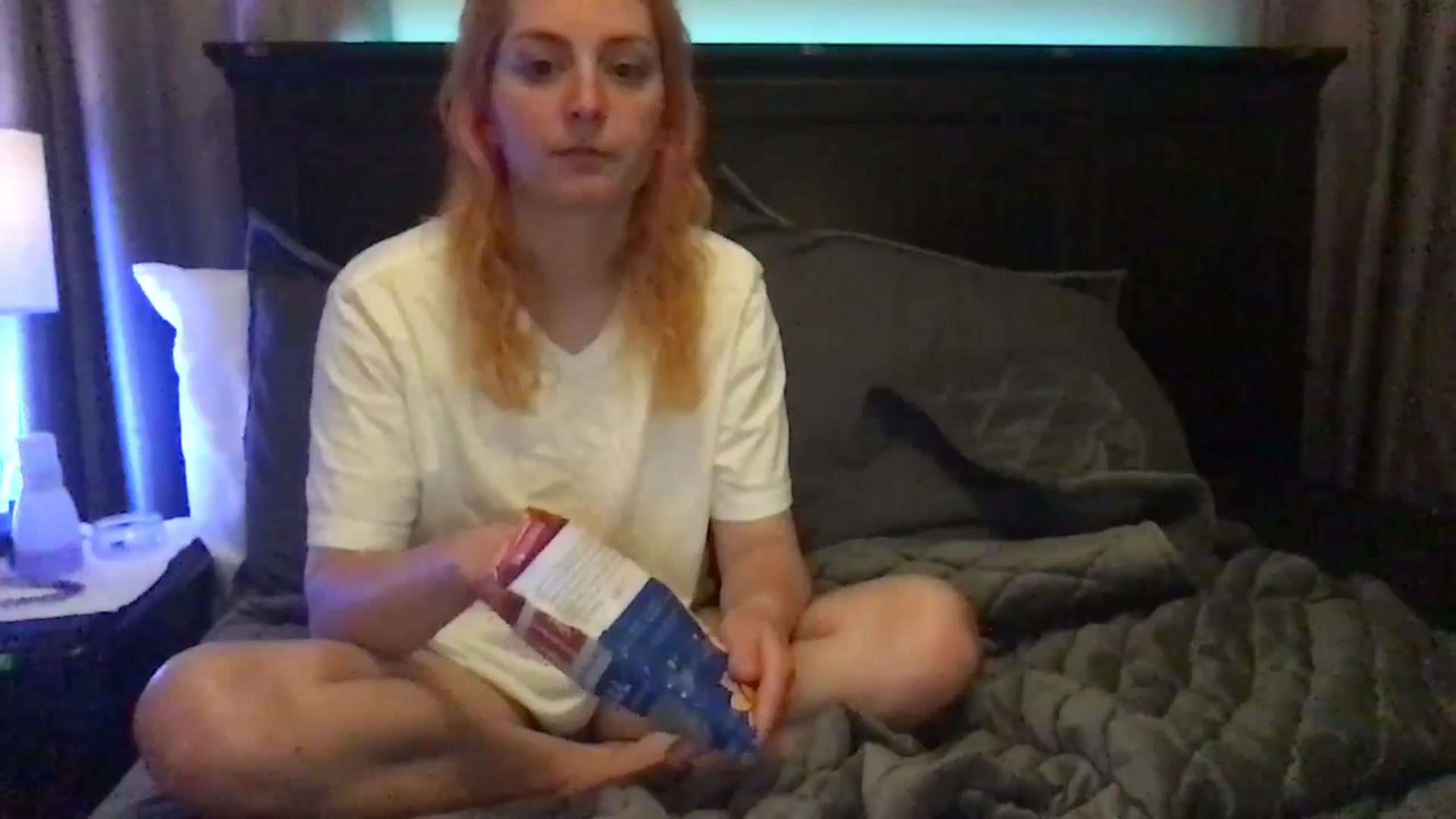 Gallery image thumbnail from EmmyLove's myfreecams stream on, 05/19/2024, 07:38 image 20 of 20