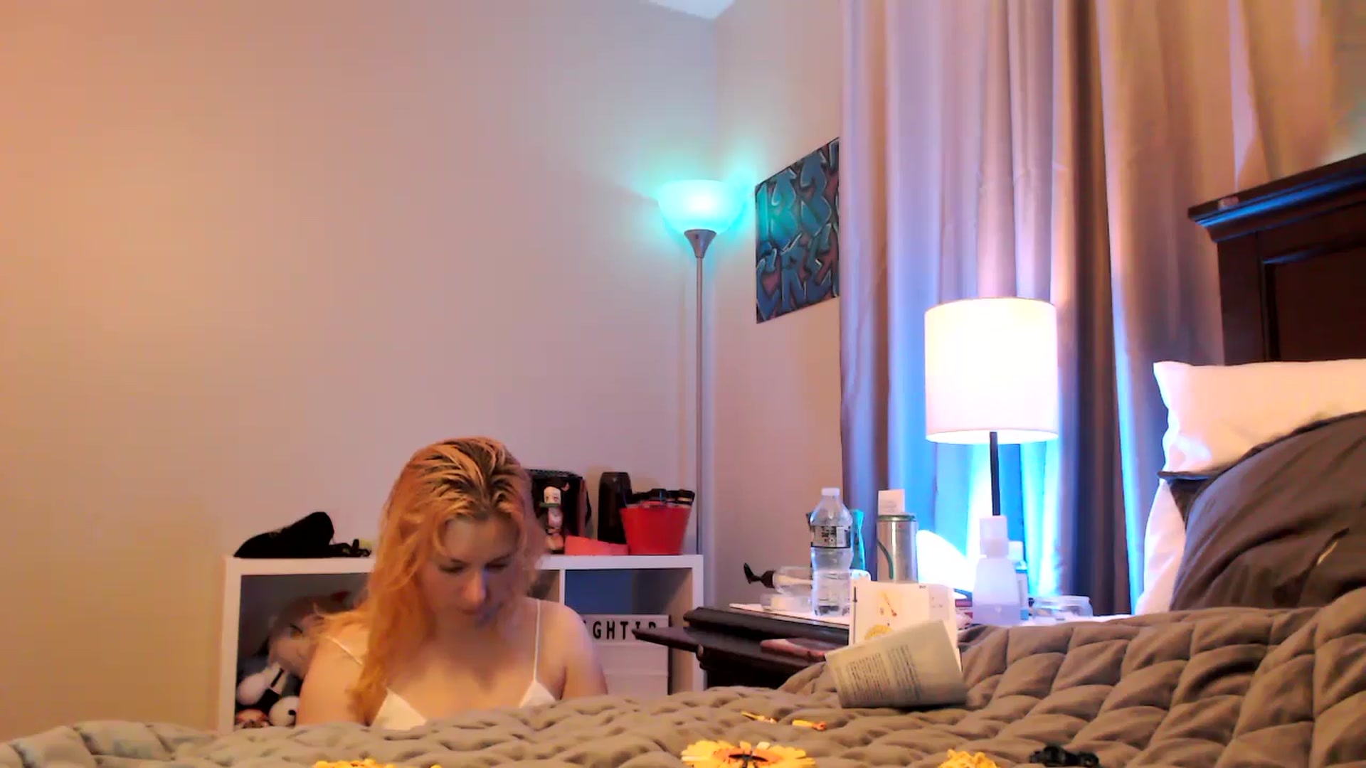Gallery image thumbnail from EmmyLove's myfreecams stream on, 05/26/2024, 05:34 image 4 of 20