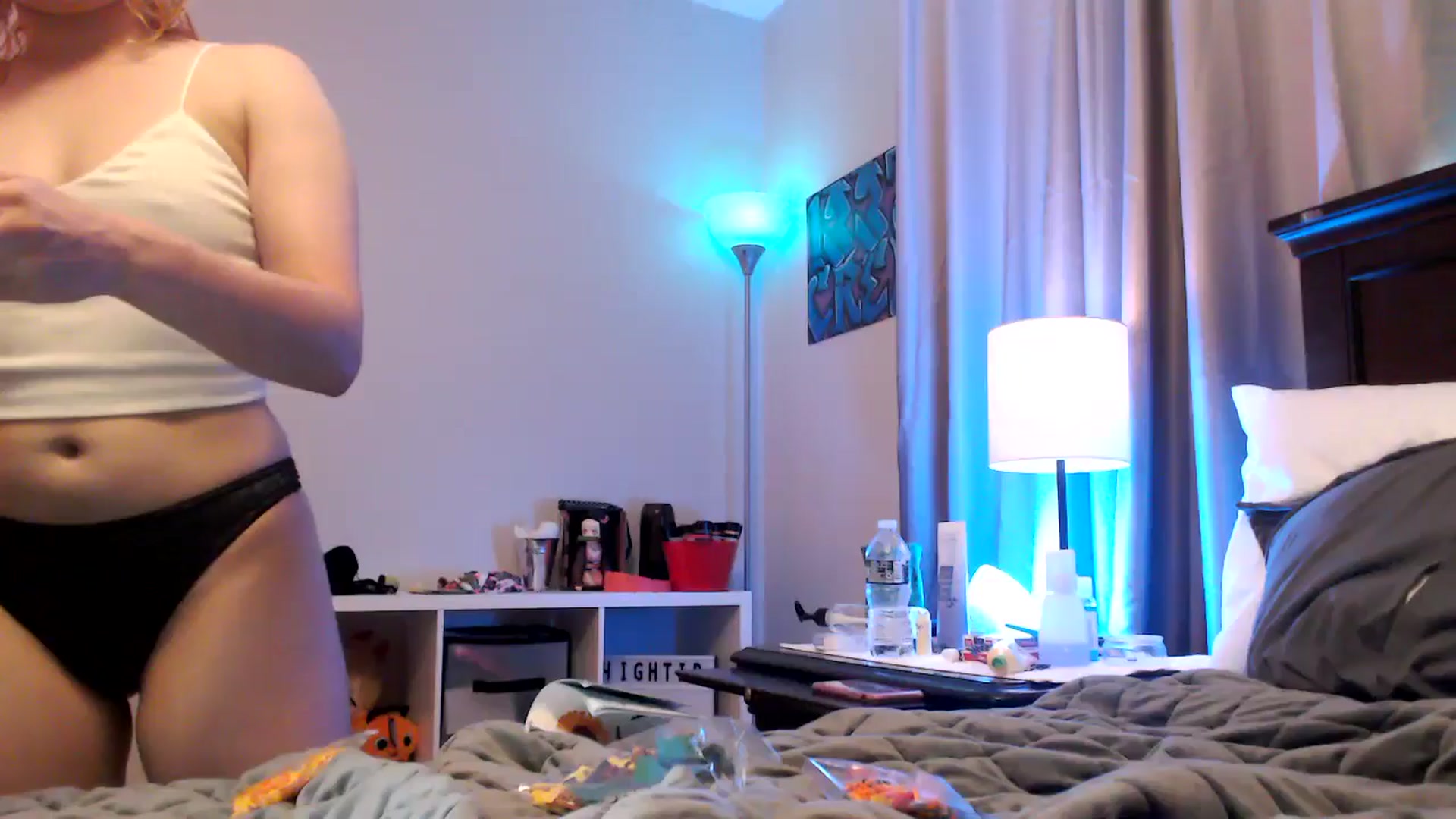 Gallery image thumbnail from EmmyLove's myfreecams stream on, 05/26/2024, 05:34 image 1 of 20