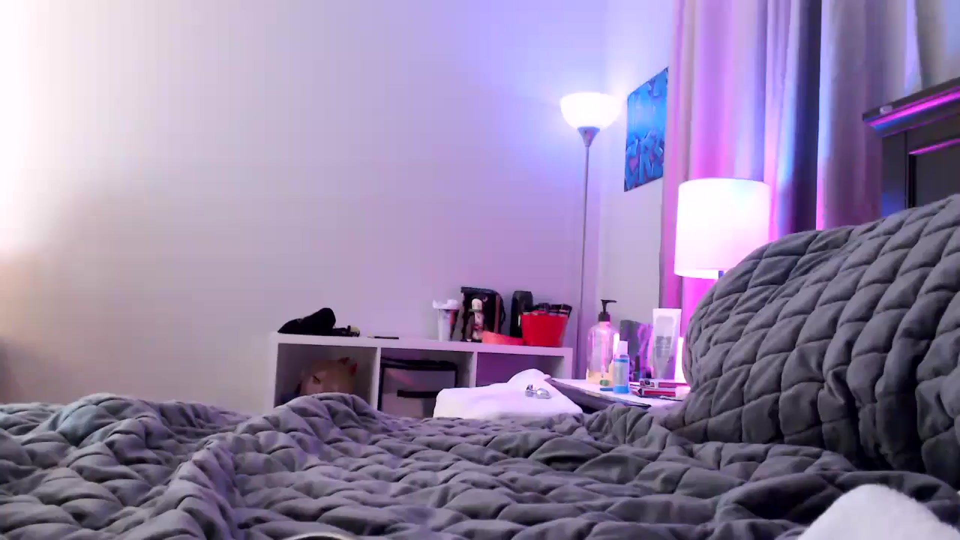 Gallery image thumbnail from EmmyLove's myfreecams stream on, 05/31/2024, 06:38 image 5 of 20