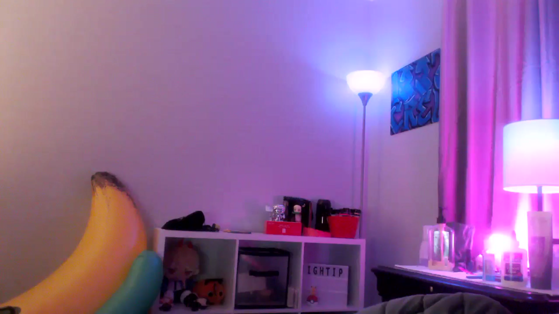 Gallery image thumbnail from EmmyLove's myfreecams stream on, 06/08/2024, 07:08 image 16 of 20