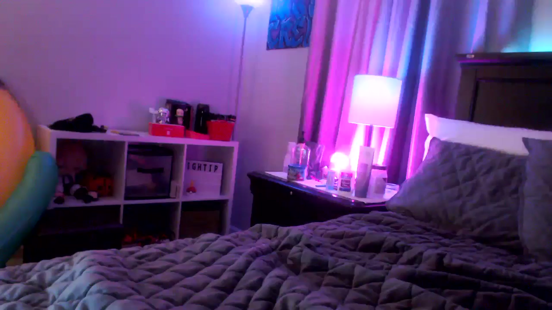 Gallery image thumbnail from EmmyLove's myfreecams stream on, 06/08/2024, 07:08 image 11 of 20