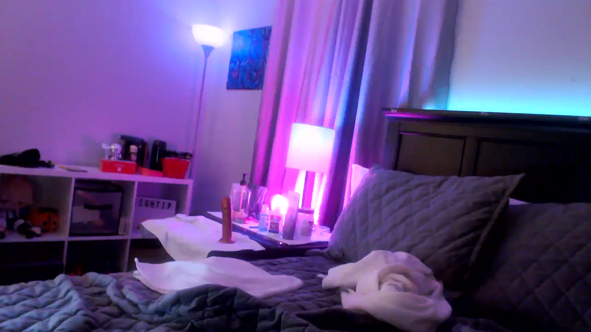 Gallery image thumbnail from EmmyLove's myfreecams stream on, 06/11/2024, 06:43 image 17 of 20