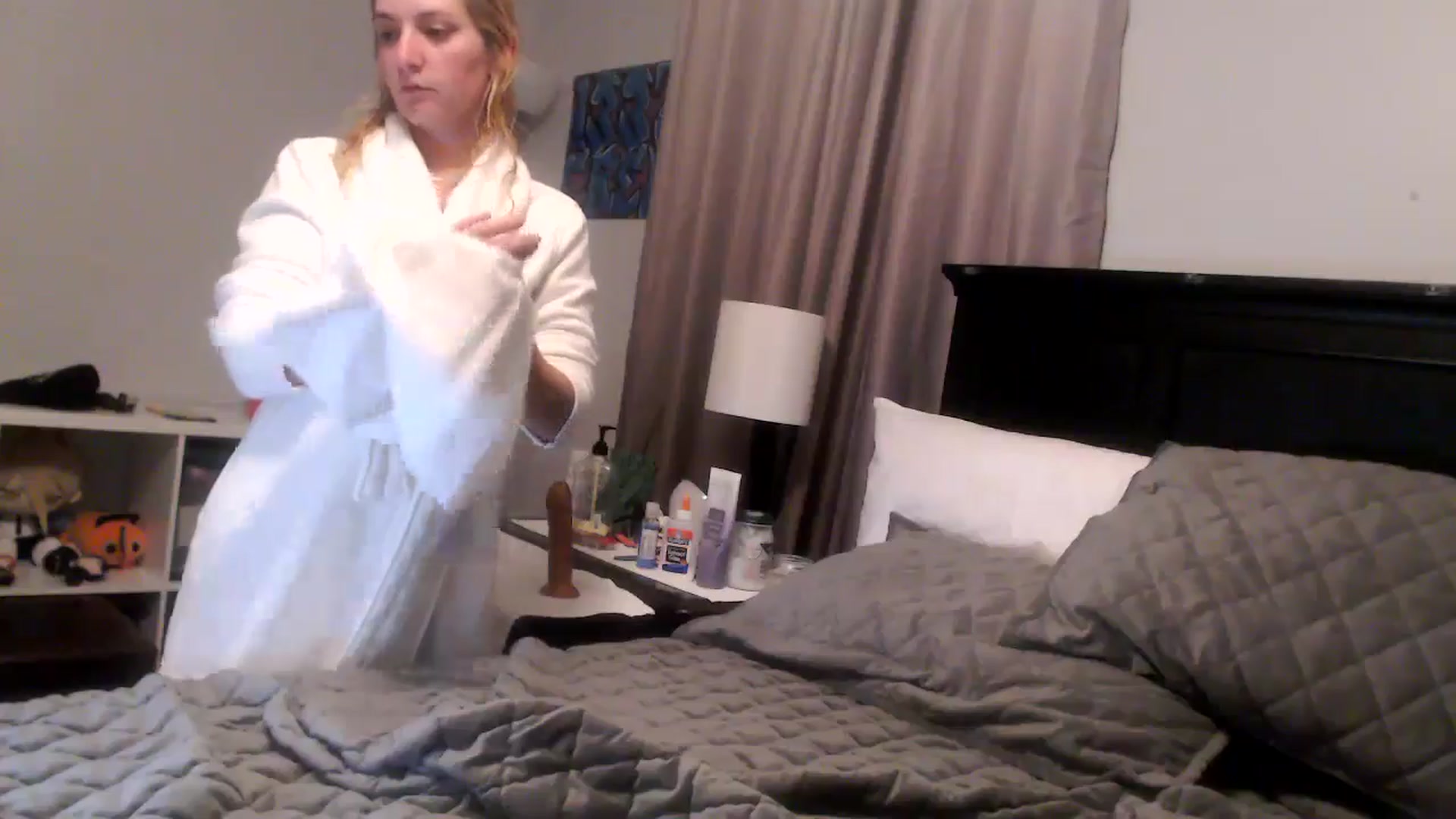 Gallery image thumbnail from EmmyLove's myfreecams stream on, 06/11/2024, 06:43 image 3 of 20