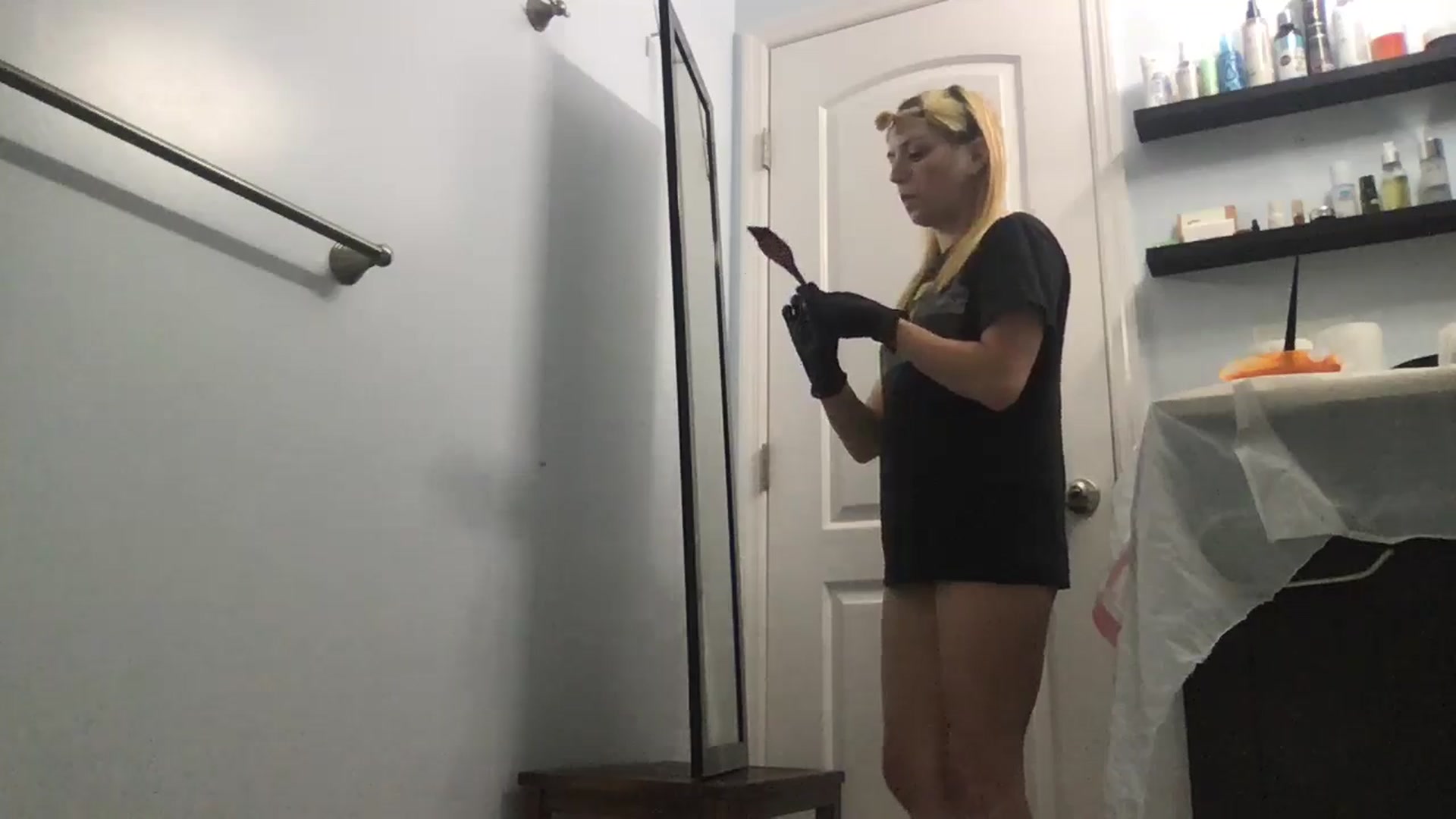 Gallery image thumbnail from EmmyLove's myfreecams stream on, 06/12/2024, 05:43 image 16 of 20