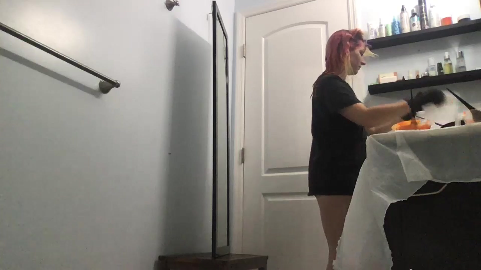Gallery image thumbnail from EmmyLove's myfreecams stream on, 06/12/2024, 07:03 image 17 of 20