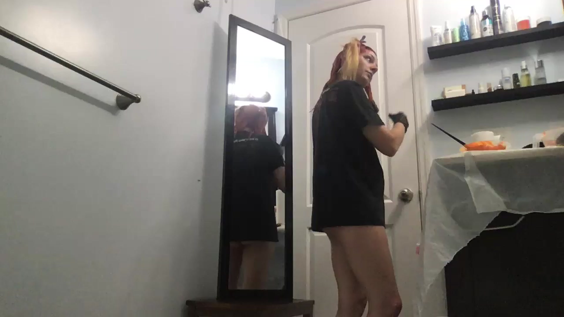 Gallery image thumbnail from EmmyLove's myfreecams stream on, 06/12/2024, 07:03 image 14 of 20
