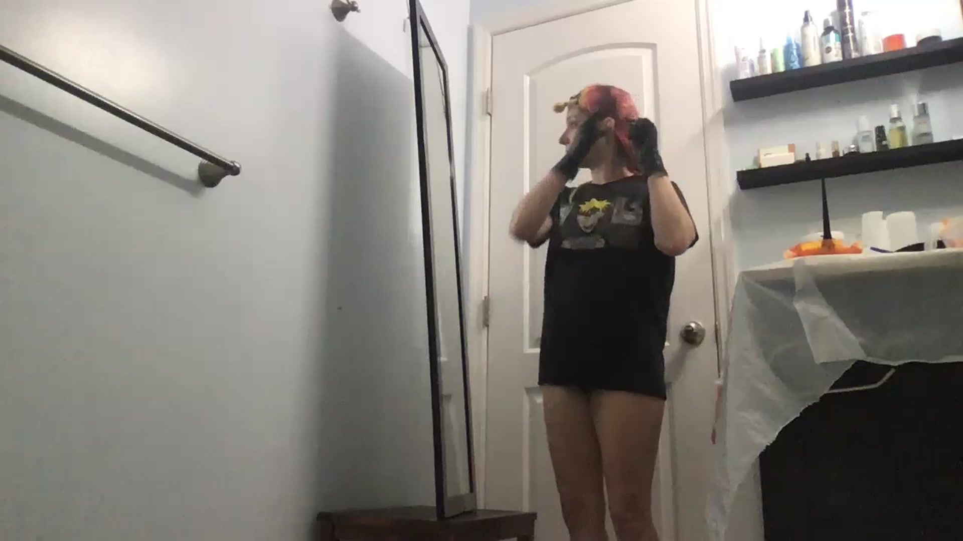 Gallery image thumbnail from EmmyLove's myfreecams stream on, 06/12/2024, 07:03 image 5 of 20