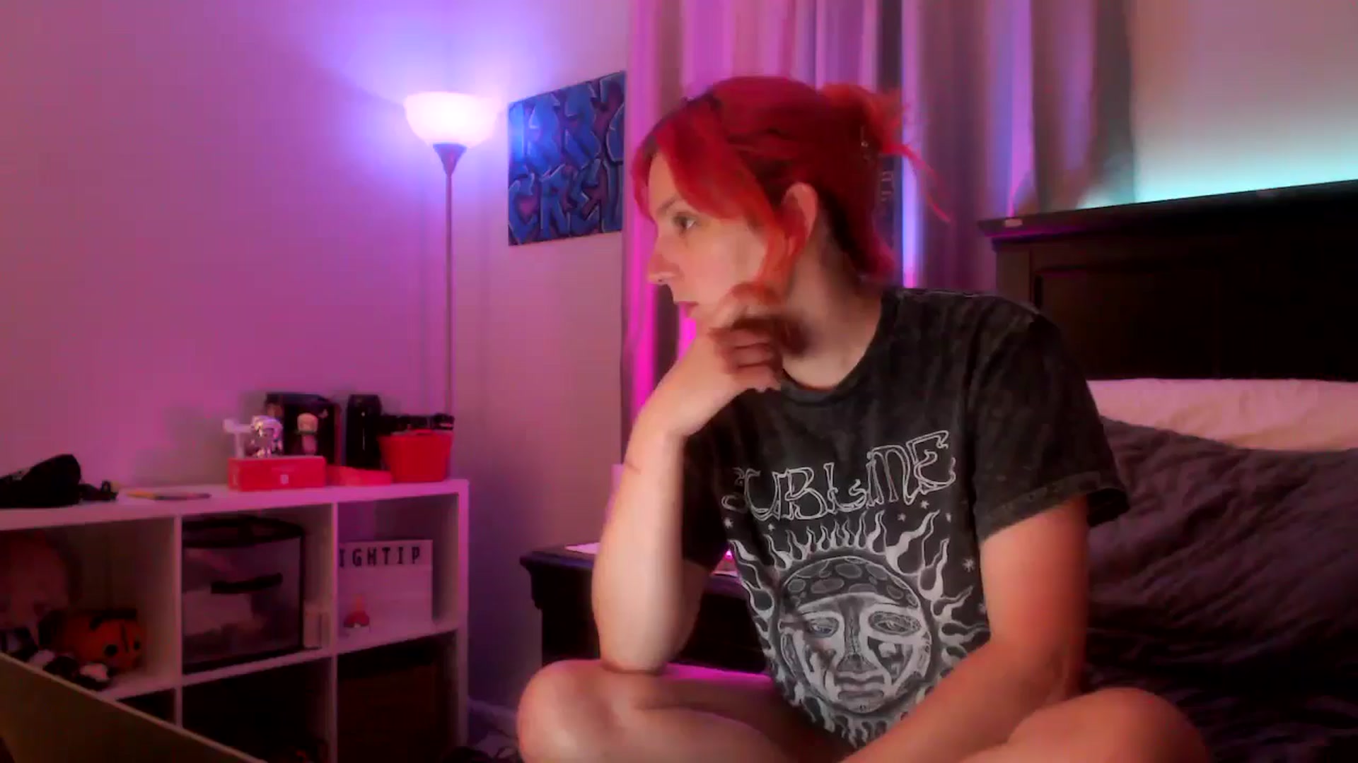 Gallery image thumbnail from EmmyLove's myfreecams stream on, 06/15/2024, 07:40 image 1 of 20