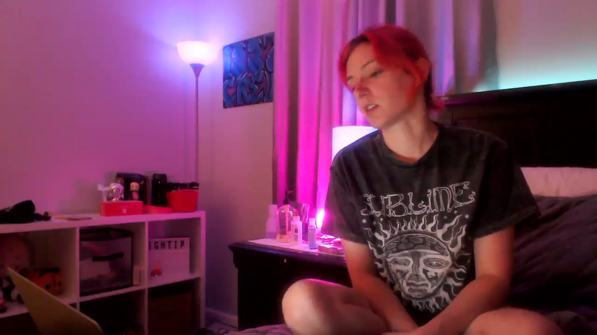 Gallery image thumbnail from EmmyLove's myfreecams stream on, 06/15/2024, 07:40 image 4 of 20
