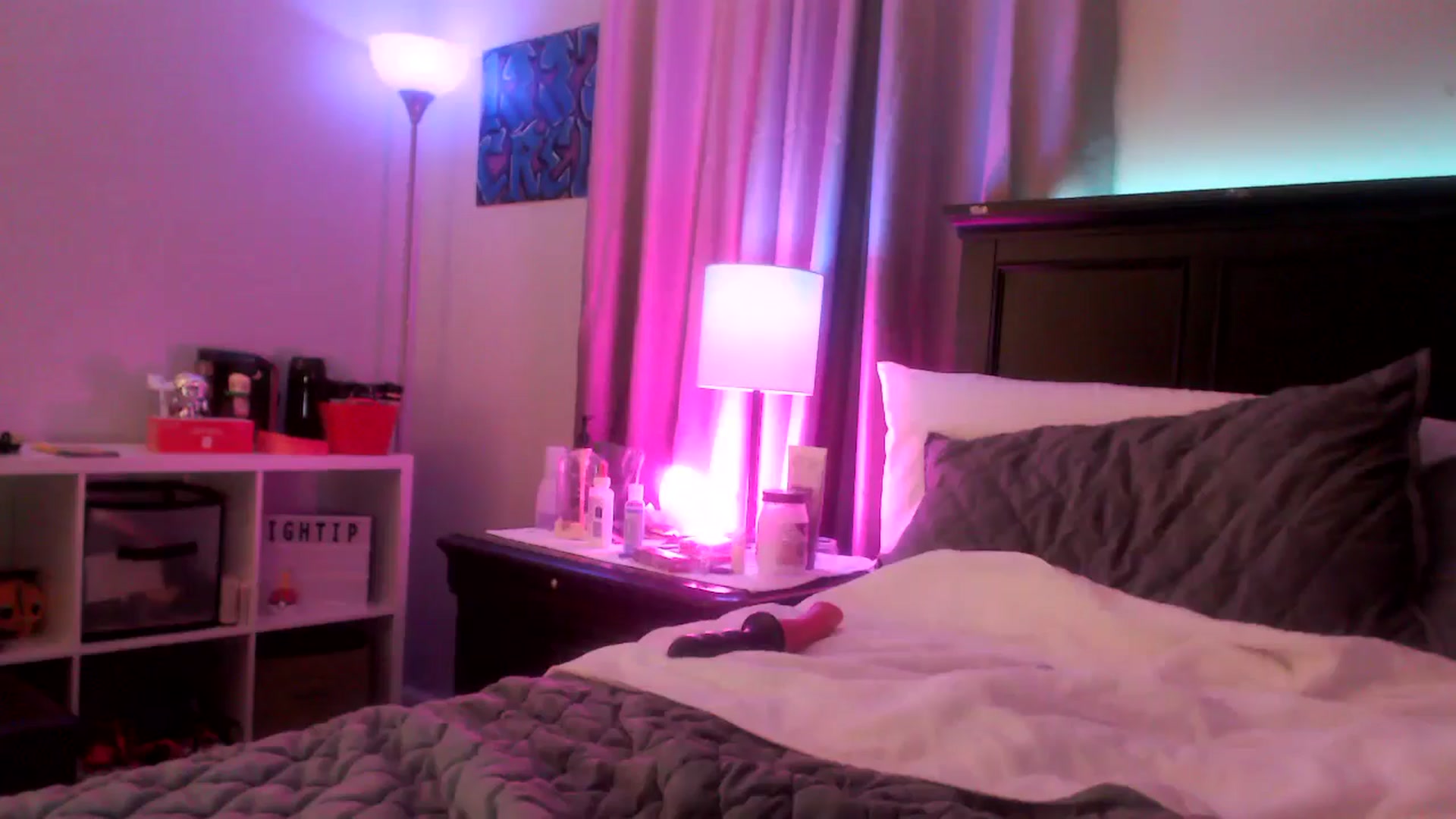 Gallery image thumbnail from EmmyLove's myfreecams stream on, 06/16/2024, 06:11 image 18 of 20