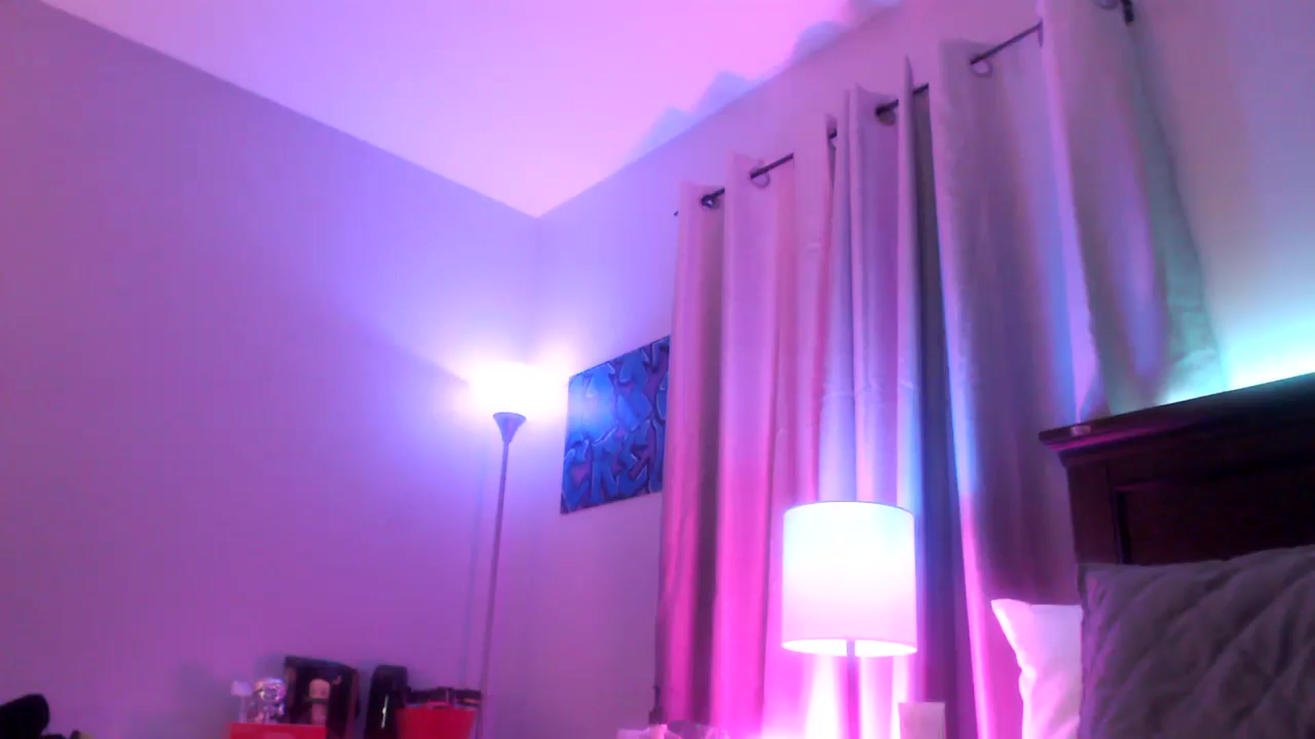 Gallery image thumbnail from EmmyLove's myfreecams stream on, 06/20/2024, 06:12 image 17 of 20