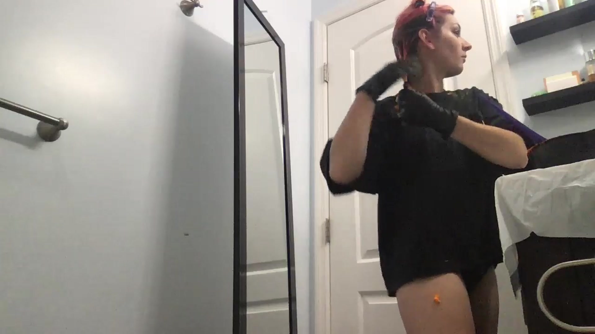 Gallery image thumbnail from EmmyLove's myfreecams stream on, 06/28/2024, 05:39 image 7 of 20