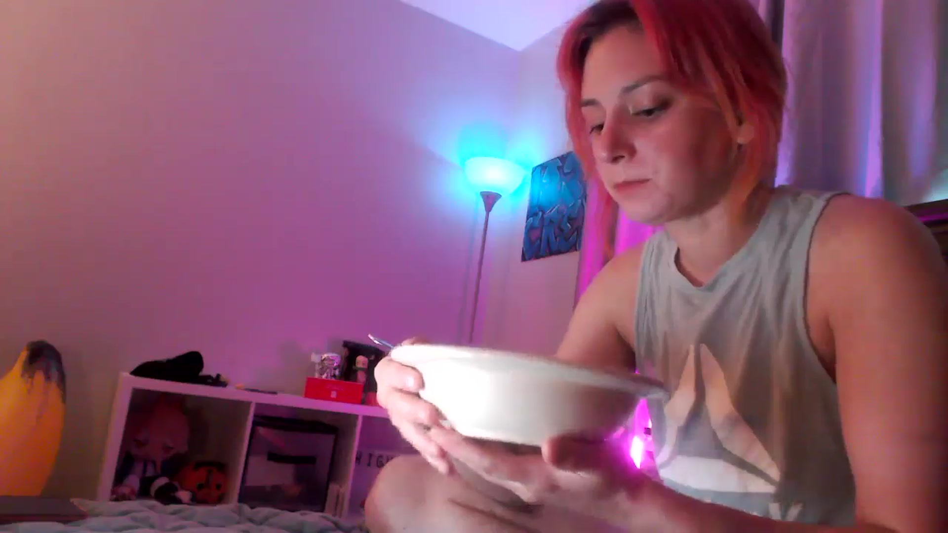 Gallery image thumbnail from EmmyLove's myfreecams stream on, 07/03/2024, 04:54 image 15 of 20