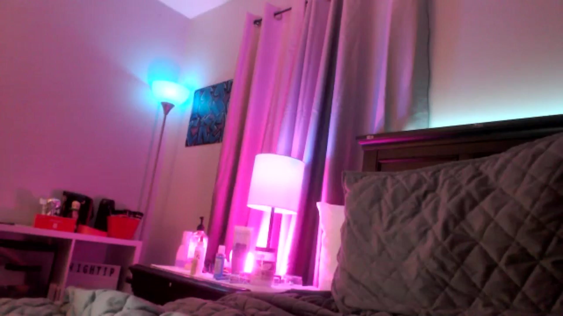 Gallery image thumbnail from EmmyLove's myfreecams stream on, 07/03/2024, 04:54 image 2 of 20