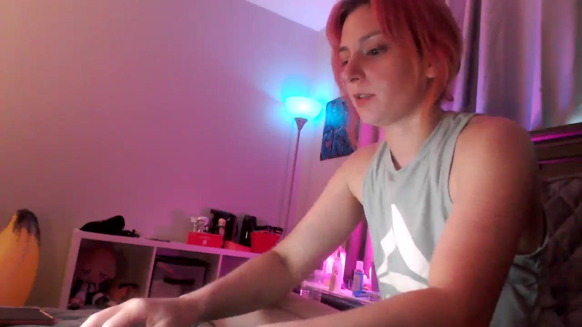 Gallery image thumbnail from EmmyLove's myfreecams stream on, 07/03/2024, 04:54 image 17 of 20