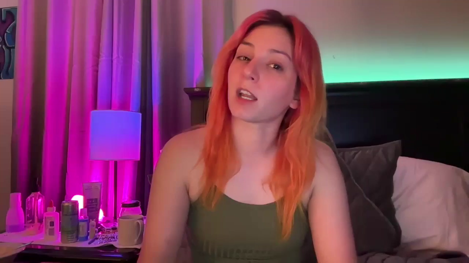 Gallery image thumbnail from EmmyLove's myfreecams stream on, 07/03/2024, 06:06 image 18 of 20