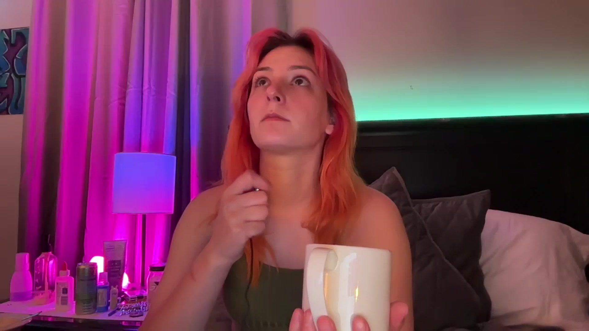 Gallery image thumbnail from EmmyLove's myfreecams stream on, 07/03/2024, 06:06 image 7 of 20