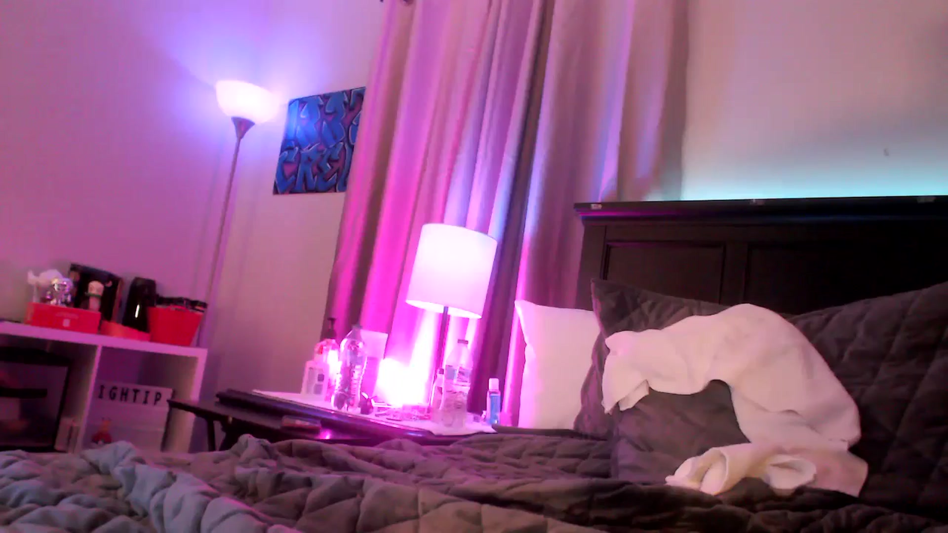 Gallery image thumbnail from EmmyLove's myfreecams stream on, 07/13/2024, 07:00 image 9 of 20