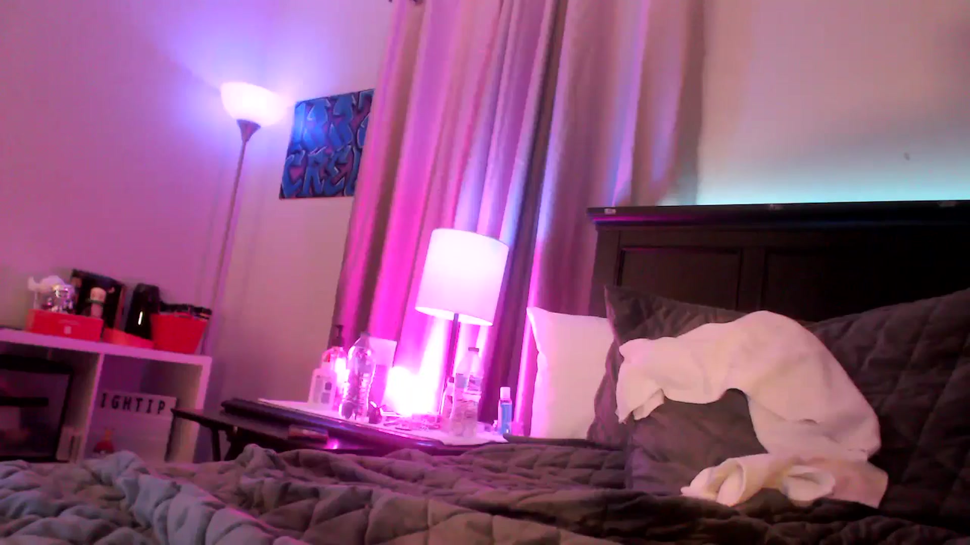 Gallery image thumbnail from EmmyLove's myfreecams stream on, 07/13/2024, 07:00 image 10 of 20