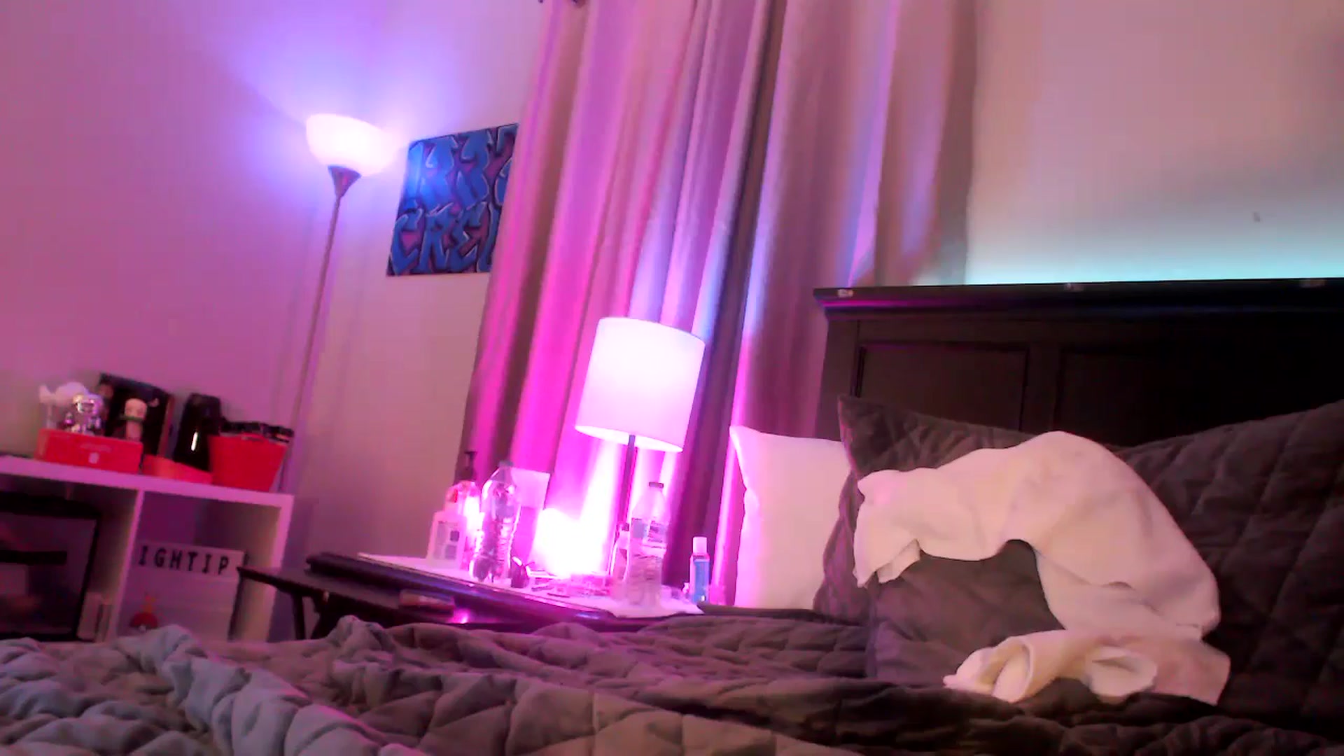 Gallery image thumbnail from EmmyLove's myfreecams stream on, 07/13/2024, 07:00 image 12 of 20