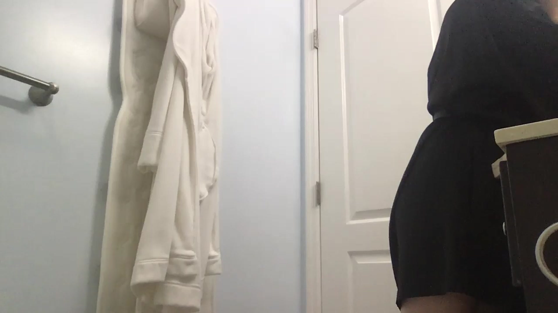 Gallery image thumbnail from EmmyLove's myfreecams stream on, 07/23/2024, 05:41 image 20 of 20