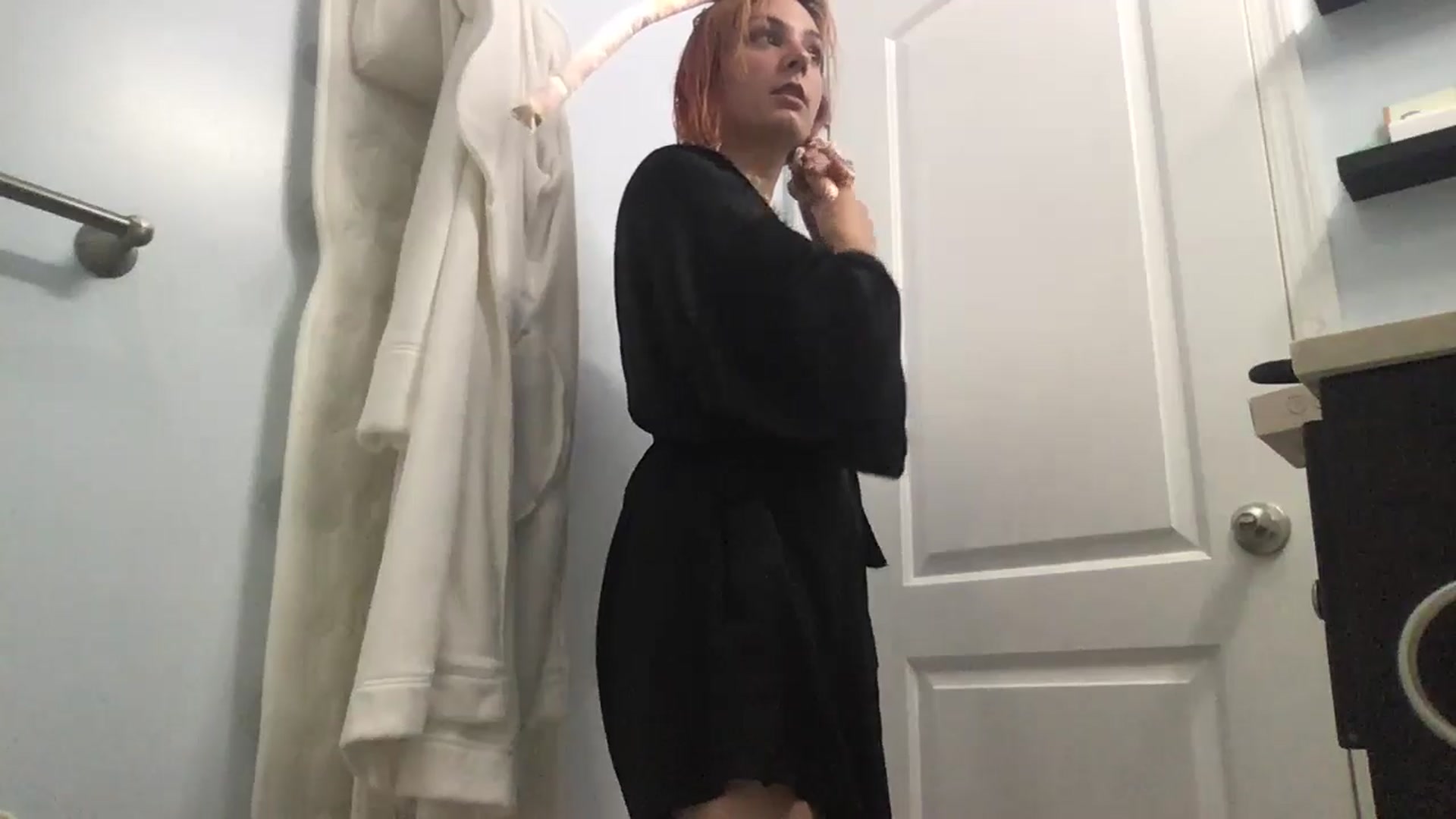 Gallery image thumbnail from EmmyLove's myfreecams stream on, 07/23/2024, 05:41 image 9 of 20