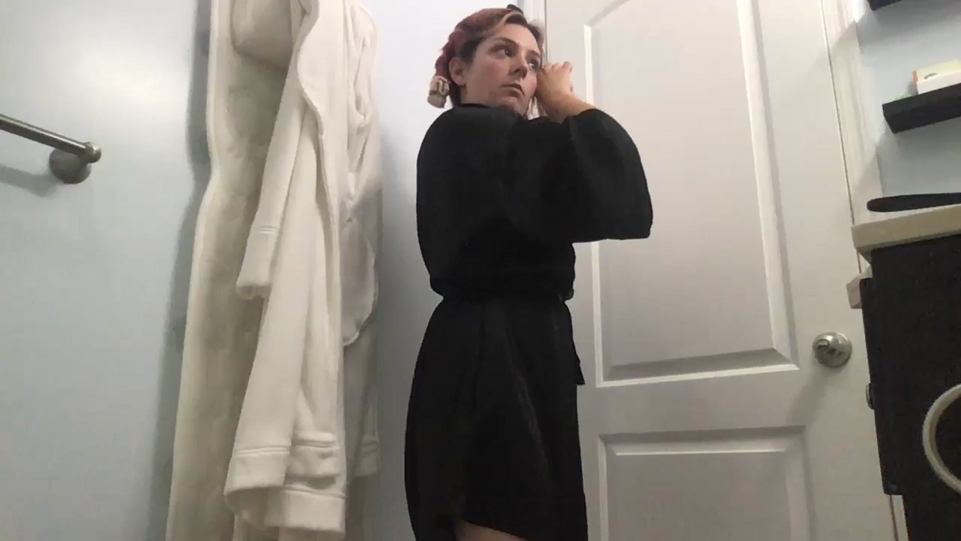 Gallery image thumbnail from EmmyLove's myfreecams stream on, 07/23/2024, 05:41 image 16 of 20