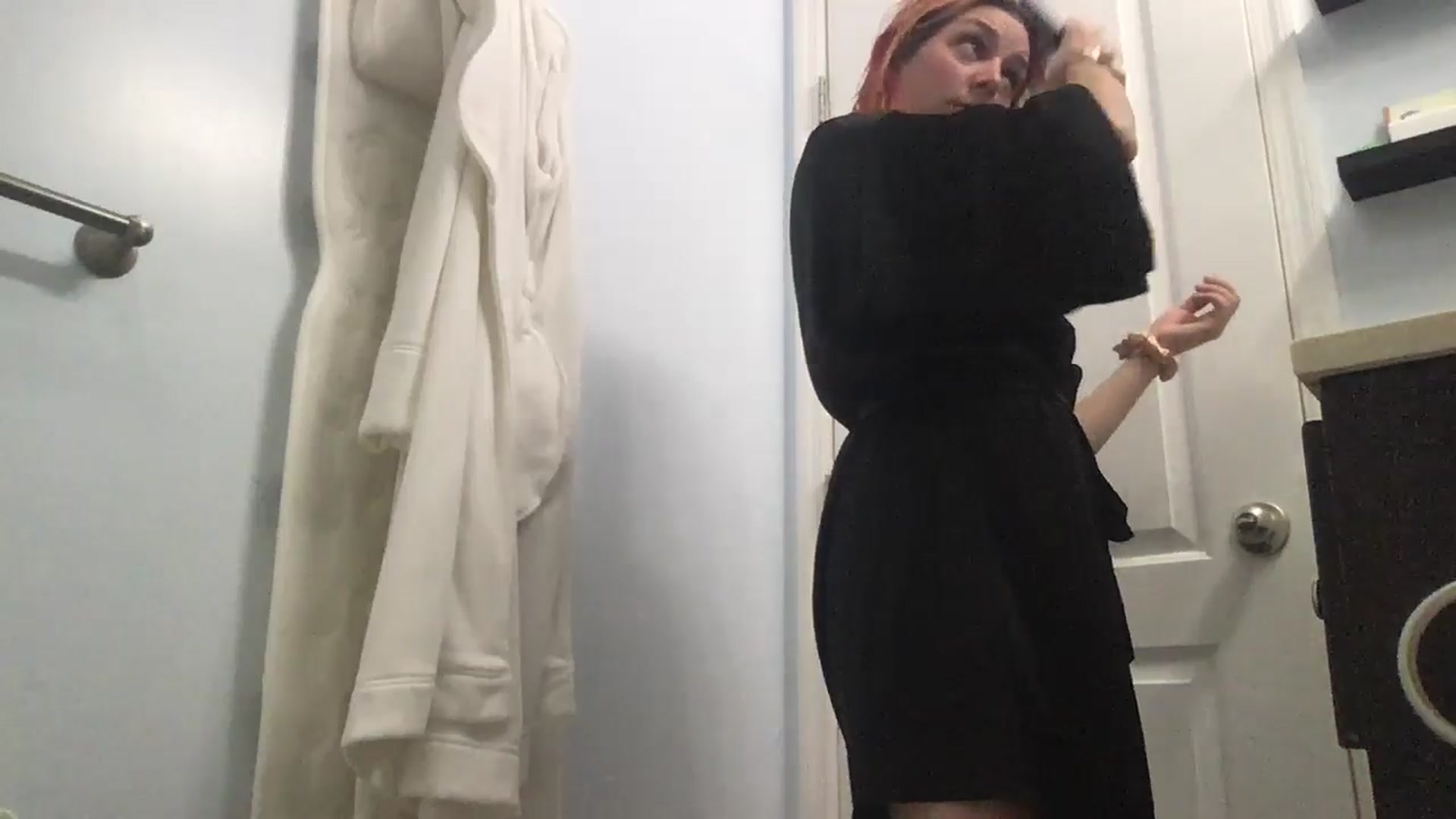 Gallery image thumbnail from EmmyLove's myfreecams stream on, 07/23/2024, 05:41 image 2 of 20