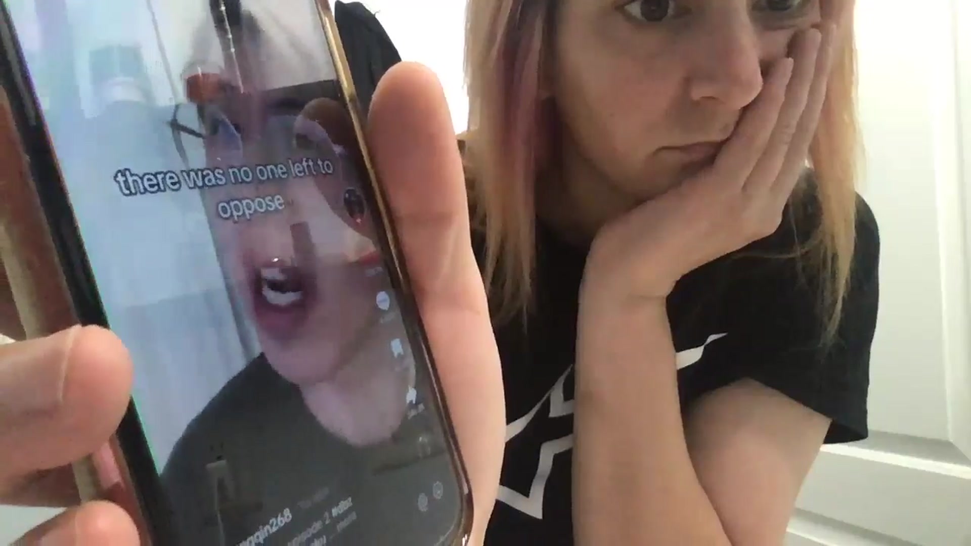 Gallery image thumbnail from EmmyLove's myfreecams stream on, 07/31/2024, 05:50 image 5 of 20